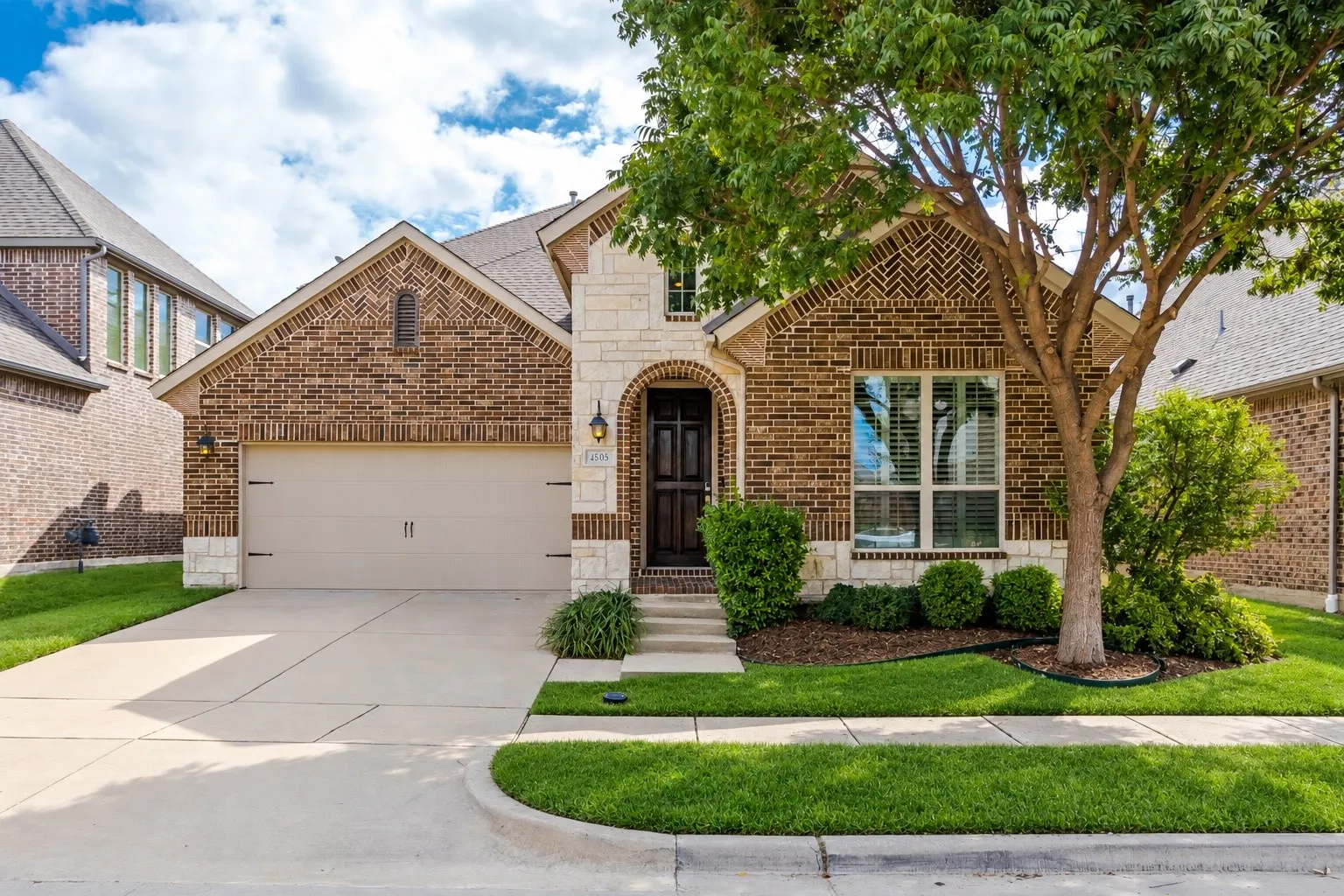 Single Family Residence For Sale