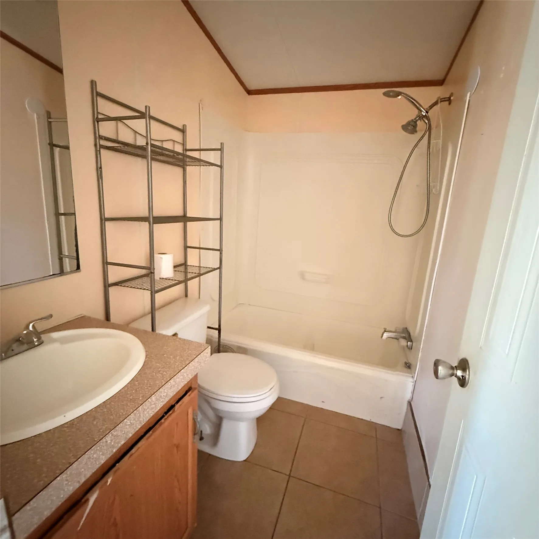 Mobile Home For Rent in Johnson County , 2012 Tepar Lane, Cleburne, Texas 76031, 3 Bedroom, 2 Bathroom, Garage spaces, 1,344 Sqft, built in 2004, mls#21411334, Real Estate Agent in Cleburne, Homes For Rent in Johnson county, Homes For Rent in Cleburne, Realtor in Cleburne Texas, Real Estate Brokerage Independent Realty Texas, Luminita Cordes Realtor
