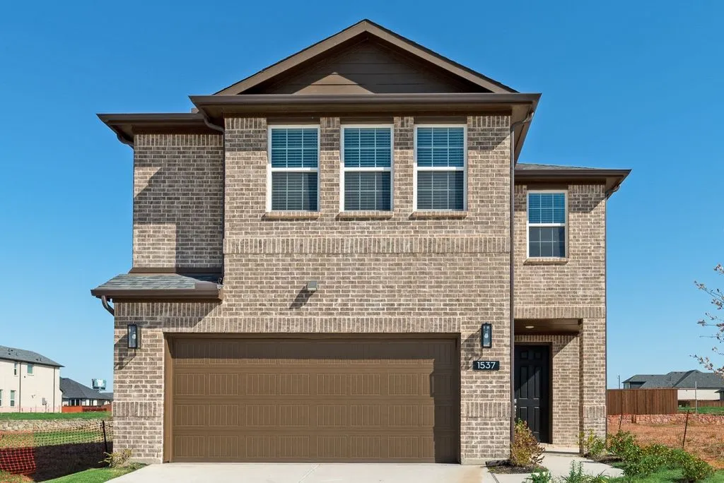 Single Family Residence For Rent