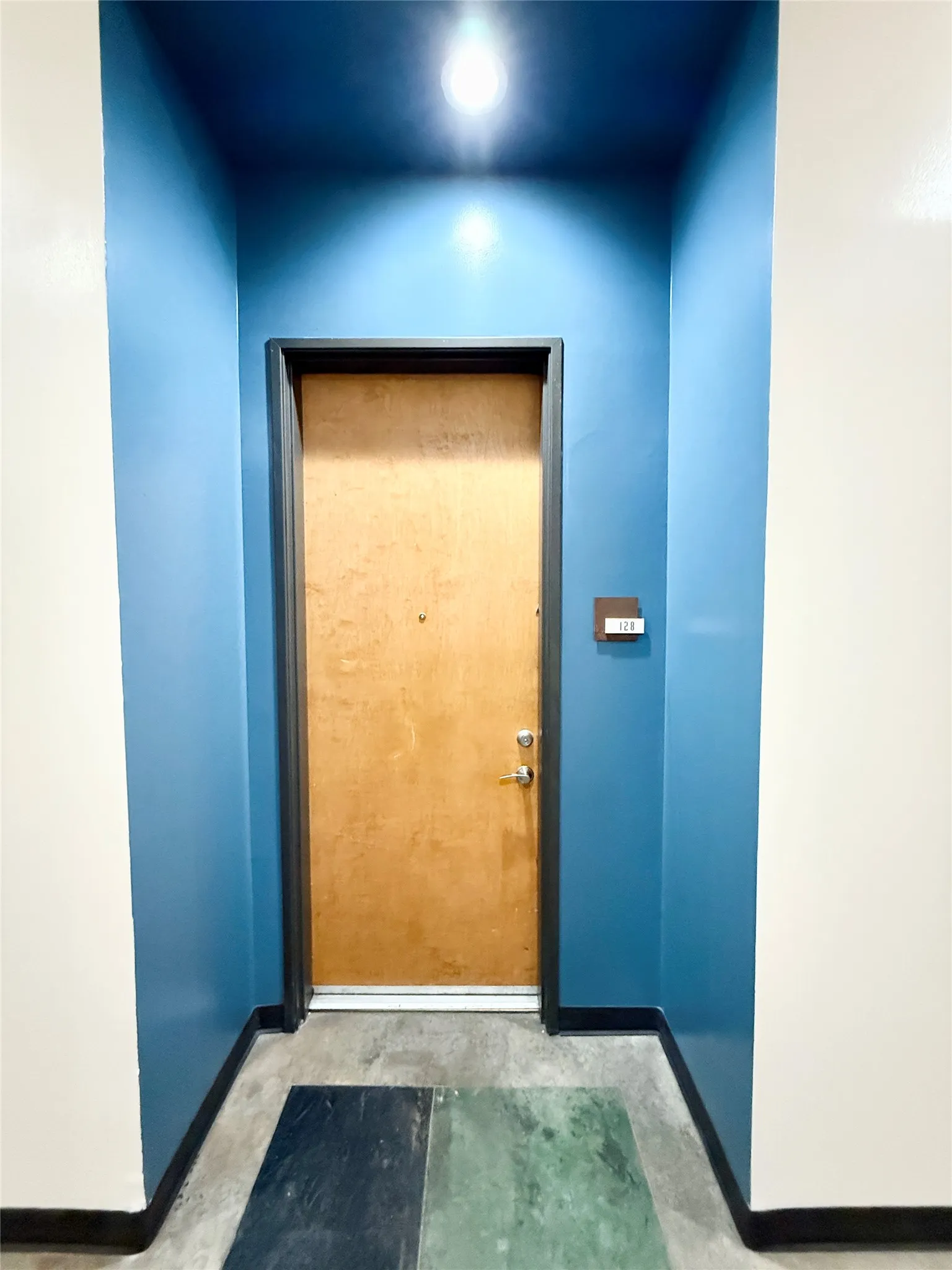 Condominium For Rent in Dallas County , 2502 Live Oak Street 128, Dallas, Texas 75204, 1 Bedroom, 1 Bathroom, 1 Garage spaces, 1,027 Sqft, built in 1998, mls#21413114, Real Estate Agent in Dallas, Homes For Rent in Dallas county, Homes For Rent in Dallas, Realtor in Dallas Texas, Real Estate Brokerage Independent Realty Texas, Luminita Cordes Realtor
