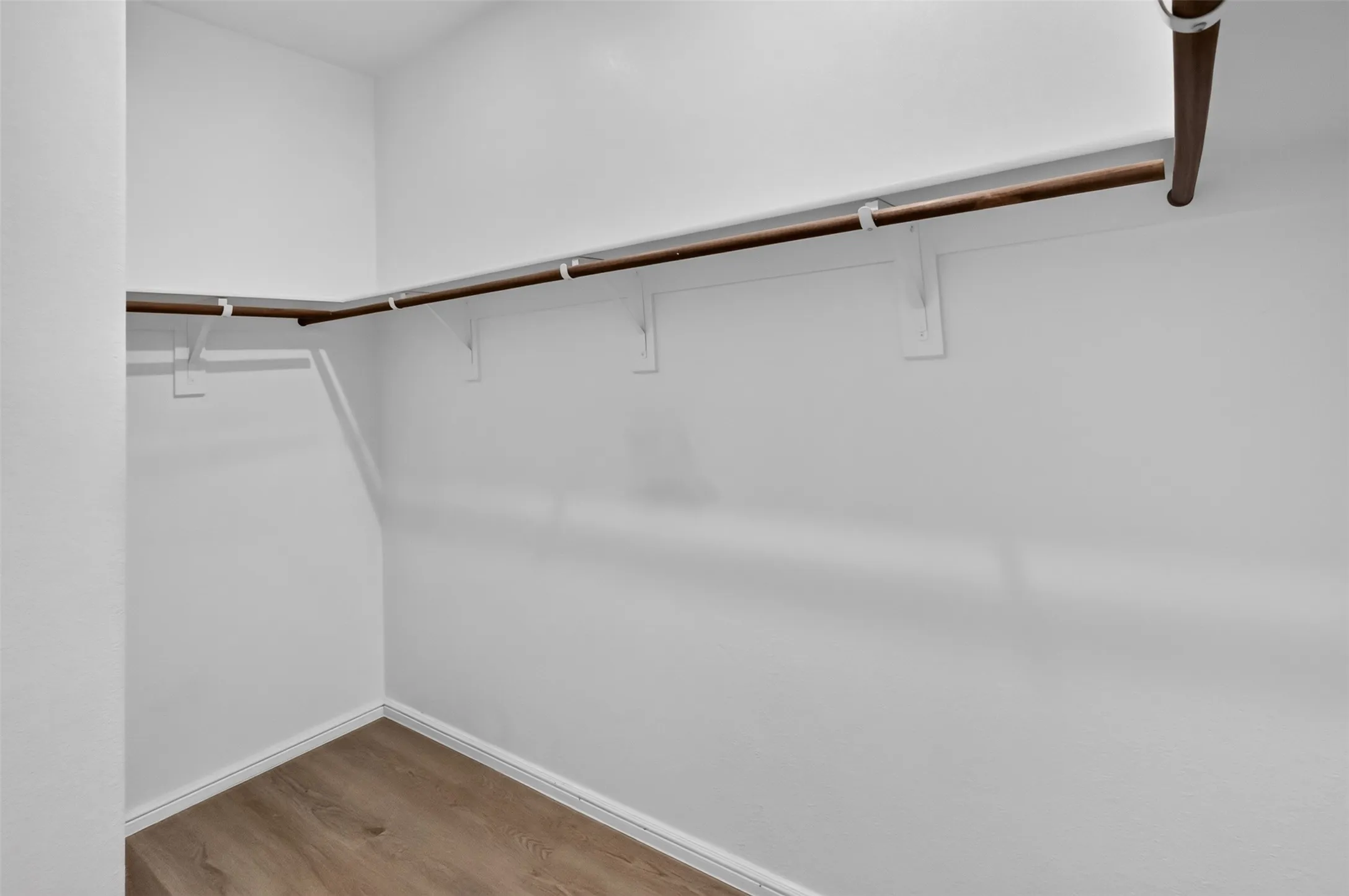 Single Family Residence For Rent in Tarrant County , 725 Gin Lake Trail, Fort Worth, Texas 76120, 4 Bedroom, 2 Bathroom, 2 Garage spaces, 1,802 Sqft, built in 2018, mls#21413119, Real Estate Agent in Fort Worth, Homes For Rent in Tarrant county, Homes For Rent in Fort Worth, Realtor in Fort Worth Texas, Real Estate Brokerage Independent Realty Texas, Luminita Cordes Realtor