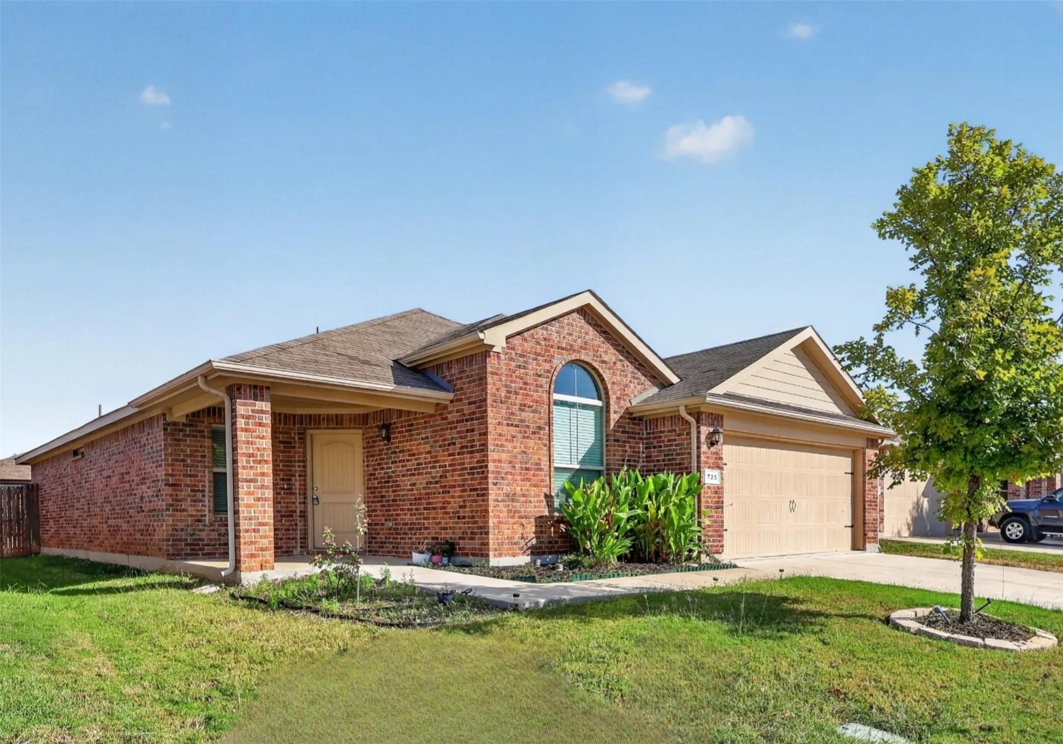 Single Family Residence For Rent