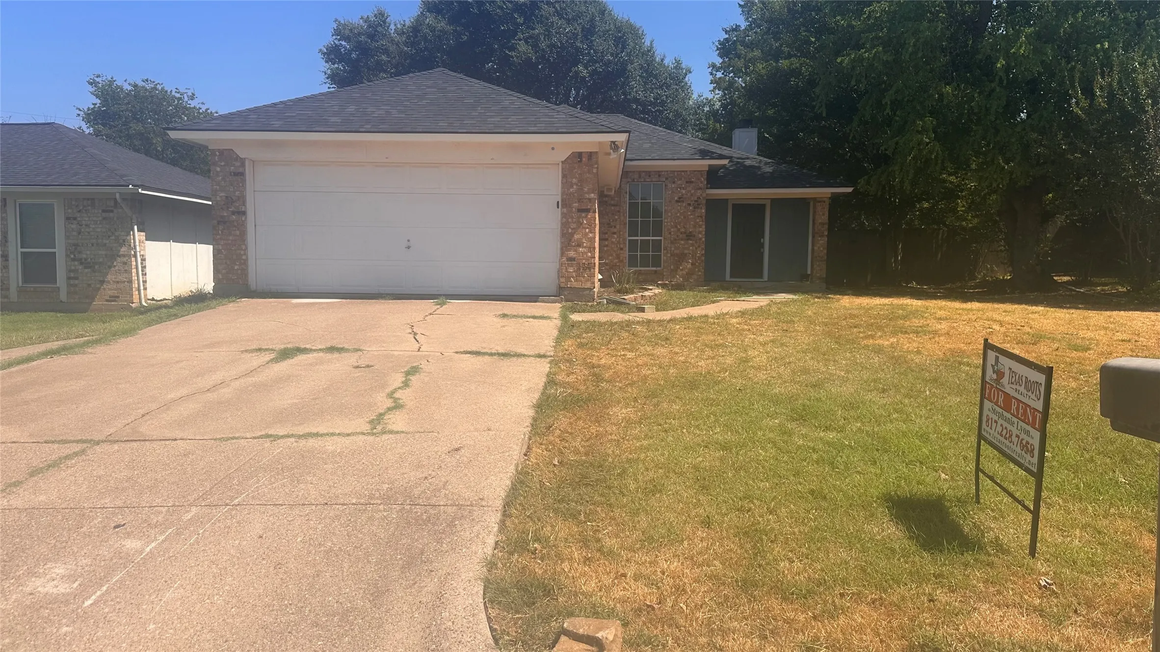 Single Family Residence For Rent