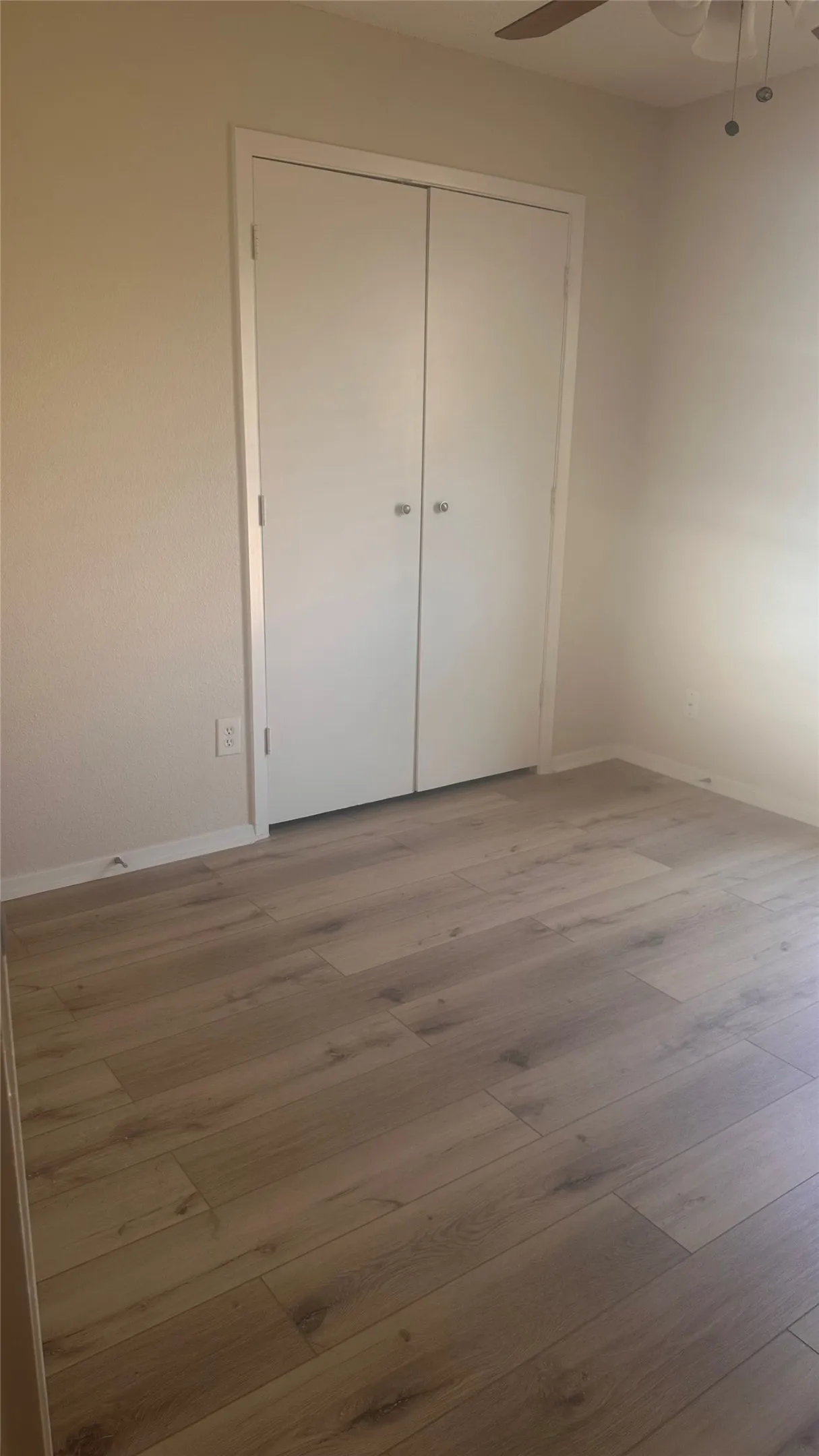 Single Family Residence For Rent in Tarrant County , 313 Sunnyview Drive, Mansfield, Texas 76063, 3 Bedroom, 2 Bathroom, 2 Garage spaces, 1,308 Sqft, built in 1984, mls#21409874, Real Estate Agent in Mansfield, Homes For Rent in Tarrant county, Homes For Rent in Mansfield, Realtor in Mansfield Texas, Real Estate Brokerage Independent Realty Texas, Luminita Cordes Realtor