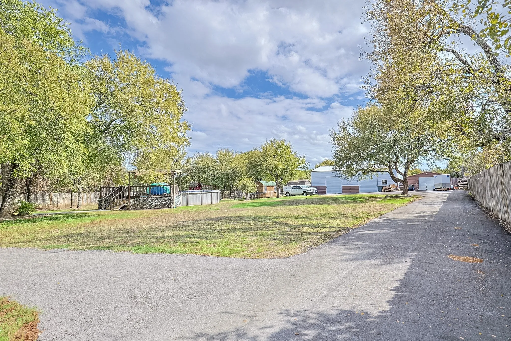 Single Family Residence For Sale in Parker County , 1200 Rising Sun Road, Aledo, Texas 76008, 5 Bedroom, 3 Bathroom, 5 Garage spaces, 2,640 Sqft, built in 2022, mls#21410408, Real Estate Agent in Aledo, Homes For Sale in Parker county, Homes For Sale in Aledo, Realtor in Aledo Texas, Real Estate Brokerage Independent Realty Texas, Luminita Cordes Realtor