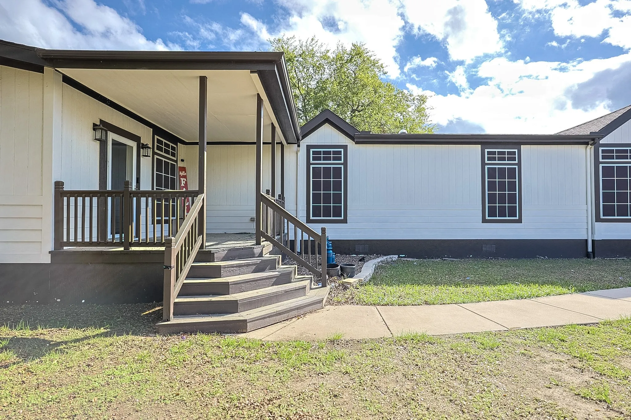 Single Family Residence For Sale in Parker County , 1200 Rising Sun Road, Aledo, Texas 76008, 5 Bedroom, 3 Bathroom, 5 Garage spaces, 2,640 Sqft, built in 2022, mls#21410408, Real Estate Agent in Aledo, Homes For Sale in Parker county, Homes For Sale in Aledo, Realtor in Aledo Texas, Real Estate Brokerage Independent Realty Texas, Luminita Cordes Realtor