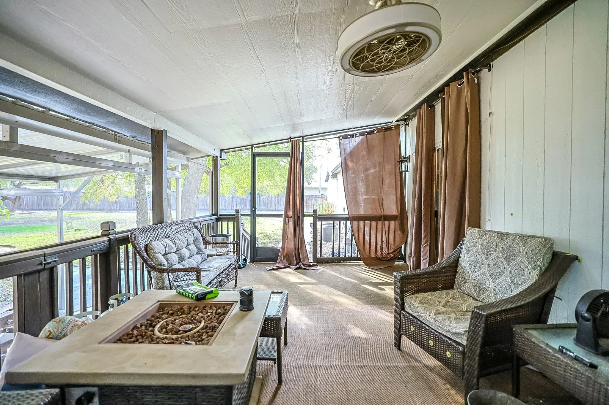Single Family Residence For Sale in Parker County , 1200 Rising Sun Road, Aledo, Texas 76008, 5 Bedroom, 3 Bathroom, 5 Garage spaces, 2,640 Sqft, built in 2022, mls#21410408, Real Estate Agent in Aledo, Homes For Sale in Parker county, Homes For Sale in Aledo, Realtor in Aledo Texas, Real Estate Brokerage Independent Realty Texas, Luminita Cordes Realtor