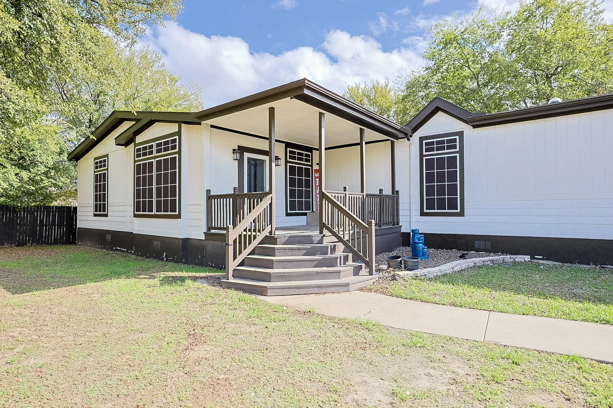 Single Family Residence For Sale in Parker County , 1200 Rising Sun Road, Aledo, Texas 76008, 5 Bedroom, 3 Bathroom, 5 Garage spaces, 2,640 Sqft, built in 2022, mls#21410408, Real Estate Agent in Aledo, Homes For Sale in Parker county, Homes For Sale in Aledo, Realtor in Aledo Texas, Real Estate Brokerage Independent Realty Texas, Luminita Cordes Realtor