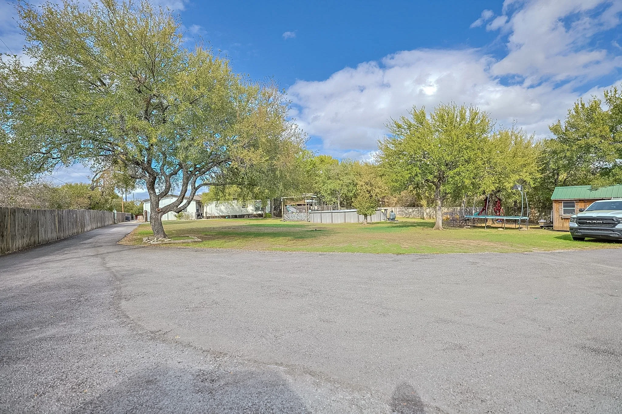 Single Family Residence For Sale in Parker County , 1200 Rising Sun Road, Aledo, Texas 76008, 5 Bedroom, 3 Bathroom, 5 Garage spaces, 2,640 Sqft, built in 2022, mls#21410408, Real Estate Agent in Aledo, Homes For Sale in Parker county, Homes For Sale in Aledo, Realtor in Aledo Texas, Real Estate Brokerage Independent Realty Texas, Luminita Cordes Realtor