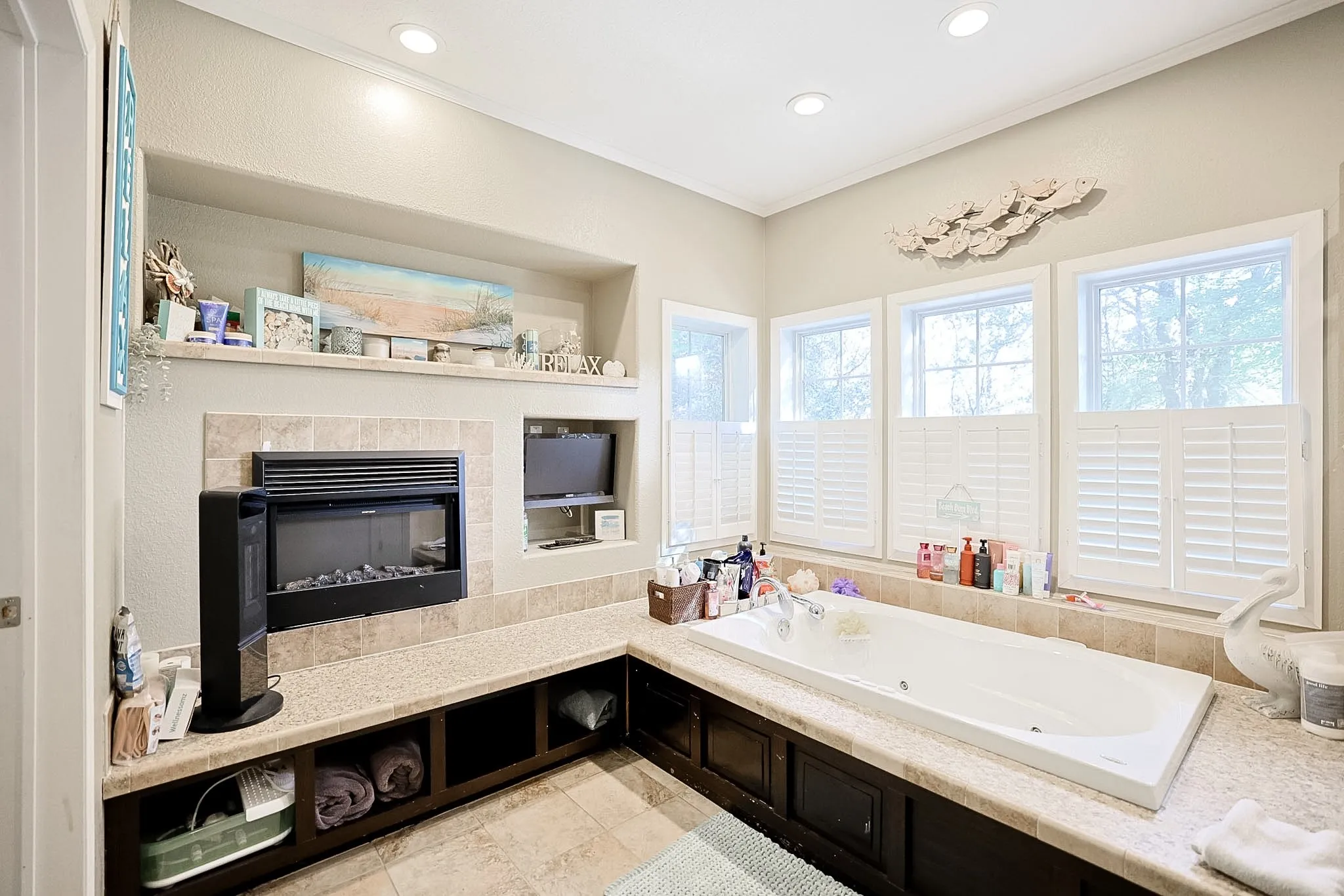 Single Family Residence For Sale in Parker County , 1200 Rising Sun Road, Aledo, Texas 76008, 5 Bedroom, 3 Bathroom, 5 Garage spaces, 2,640 Sqft, built in 2022, mls#21410408, Real Estate Agent in Aledo, Homes For Sale in Parker county, Homes For Sale in Aledo, Realtor in Aledo Texas, Real Estate Brokerage Independent Realty Texas, Luminita Cordes Realtor