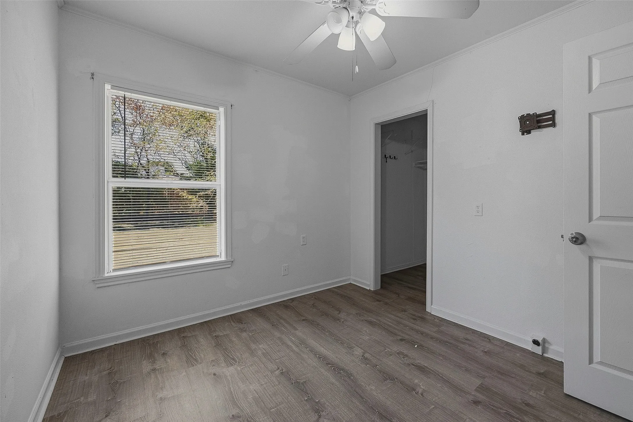 Single Family Residence For Sale in Tarrant County , 3554 Winston Road, Fort Worth, Texas 76109, 4 Bedroom, 2 Bathroom, Garage spaces, 1,687 Sqft, built in 1942, mls#21412123, Real Estate Agent in Fort Worth, Homes For Sale in Tarrant county, Homes For Sale in Fort Worth, Realtor in Fort Worth Texas, Real Estate Brokerage Independent Realty Texas, Luminita Cordes Realtor