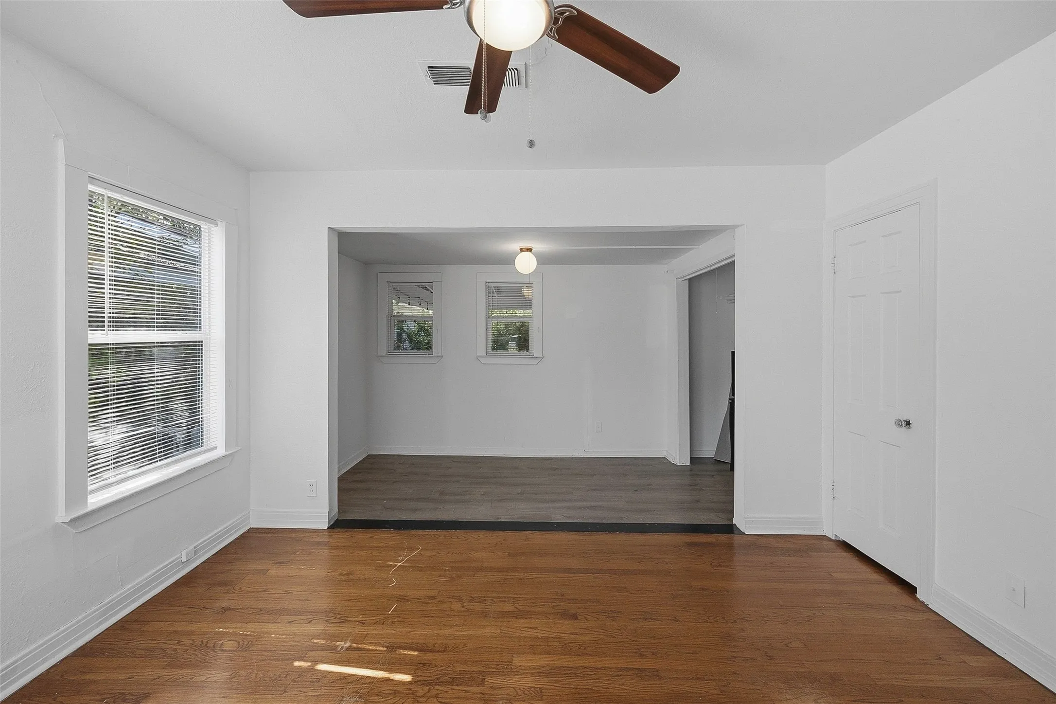 Single Family Residence For Sale in Tarrant County , 3554 Winston Road, Fort Worth, Texas 76109, 4 Bedroom, 2 Bathroom, Garage spaces, 1,687 Sqft, built in 1942, mls#21412123, Real Estate Agent in Fort Worth, Homes For Sale in Tarrant county, Homes For Sale in Fort Worth, Realtor in Fort Worth Texas, Real Estate Brokerage Independent Realty Texas, Luminita Cordes Realtor