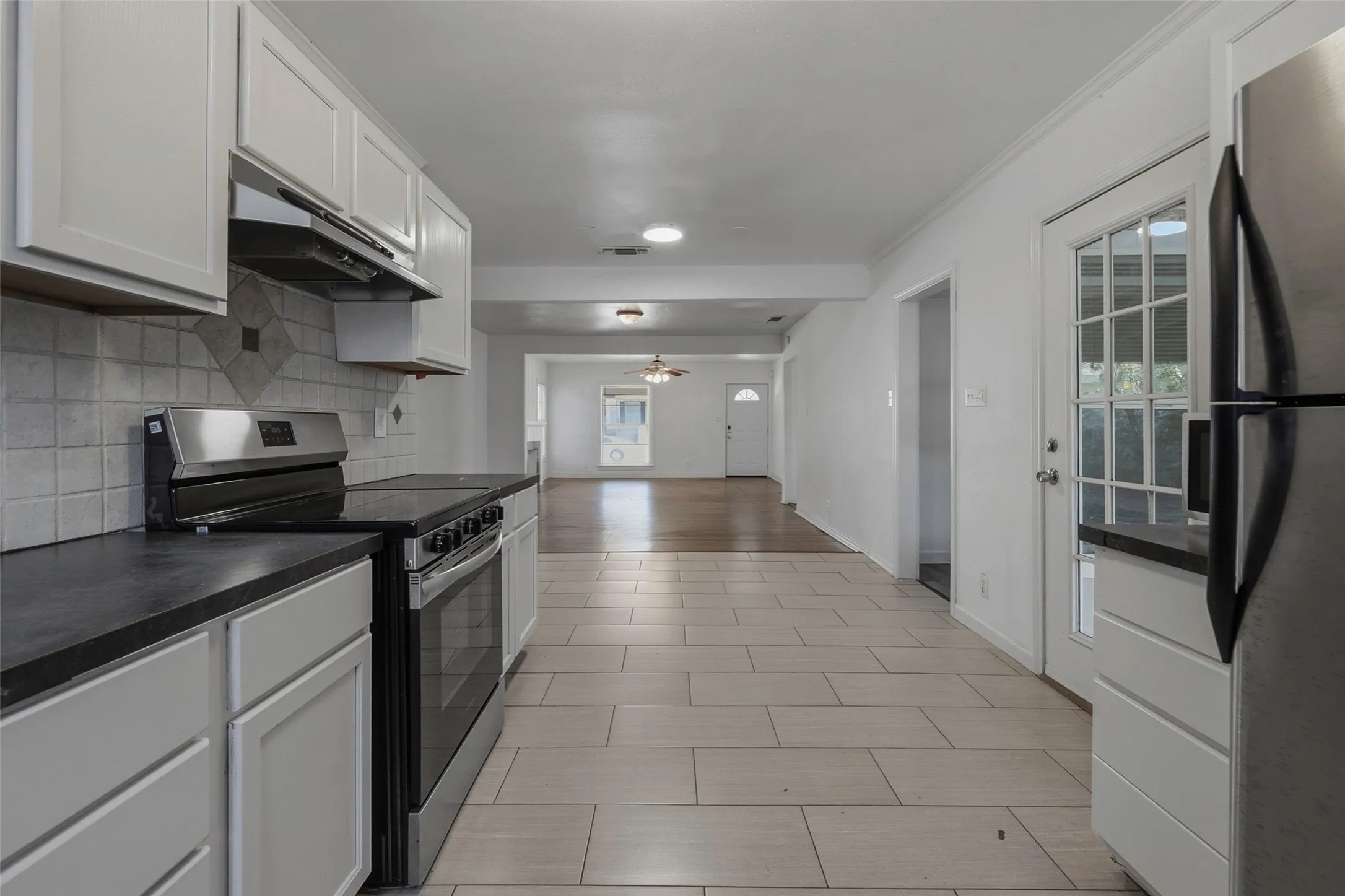 Single Family Residence For Sale in Tarrant County , 3554 Winston Road, Fort Worth, Texas 76109, 4 Bedroom, 2 Bathroom, Garage spaces, 1,687 Sqft, built in 1942, mls#21412123, Real Estate Agent in Fort Worth, Homes For Sale in Tarrant county, Homes For Sale in Fort Worth, Realtor in Fort Worth Texas, Real Estate Brokerage Independent Realty Texas, Luminita Cordes Realtor