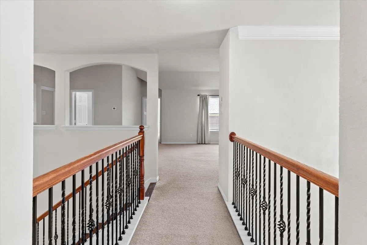 Single Family Residence For Sale in Dallas County , 1129 Northlake Drive, De Soto, Texas 75115, 5 Bedroom, 4 Bathroom, 3 Garage spaces, 4,674 Sqft, built in 2007, mls#21408562, Real Estate Agent in De Soto, Homes For Sale in Dallas county, Homes For Sale in De Soto, Realtor in De Soto Texas, Real Estate Brokerage Independent Realty Texas, Luminita Cordes Realtor