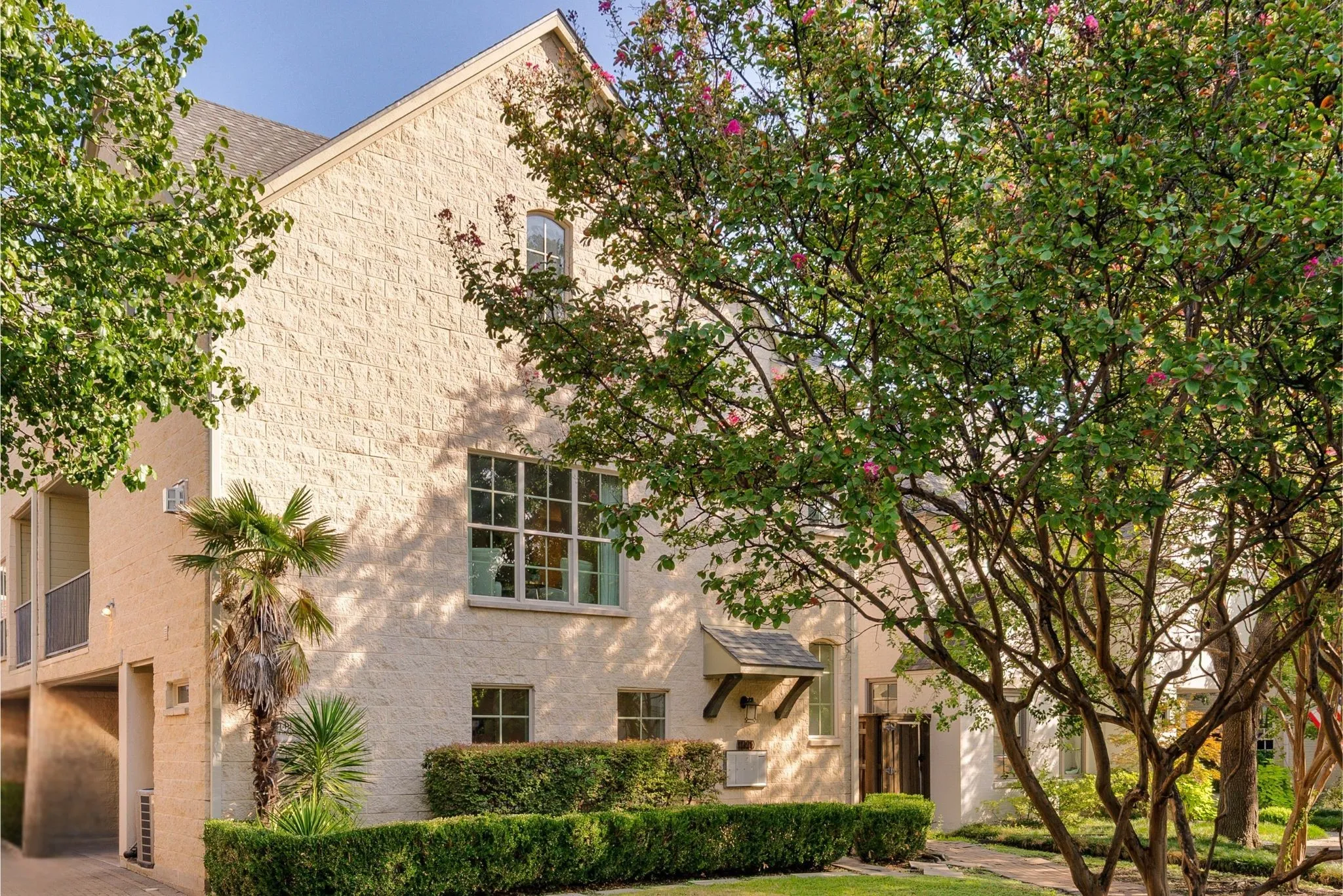 Townhouse For Sale