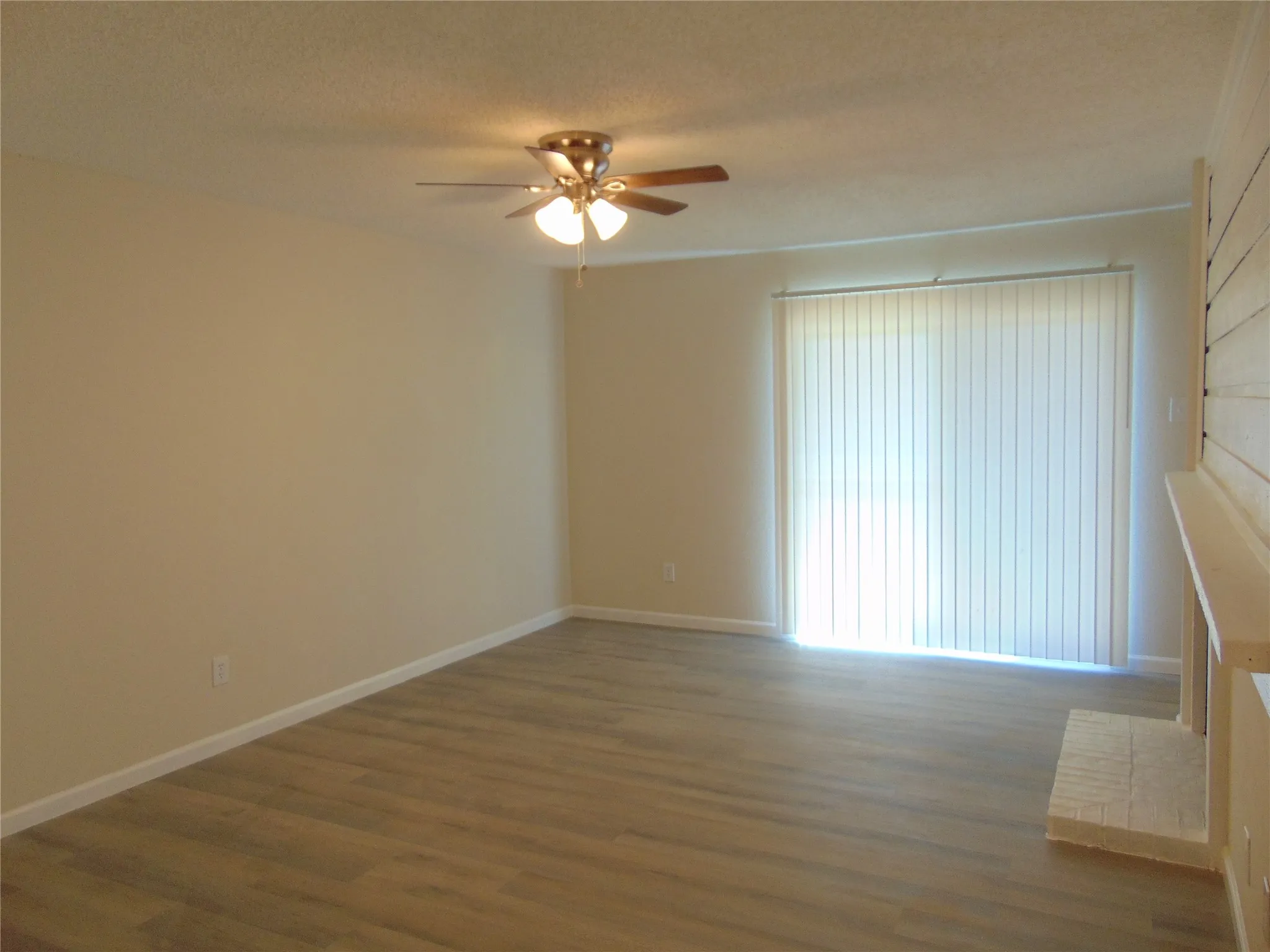 Condominium For Sale in Dallas County , 8109 Skillman Street 1008, Dallas, Texas 75231, 2 Bedroom, 2 Bathroom, Garage spaces, 1,047 Sqft, built in 1981, mls#21413166, Real Estate Agent in Dallas, Homes For Sale in Dallas county, Homes For Sale in Dallas, Realtor in Dallas Texas, Real Estate Brokerage Independent Realty Texas, Luminita Cordes Realtor