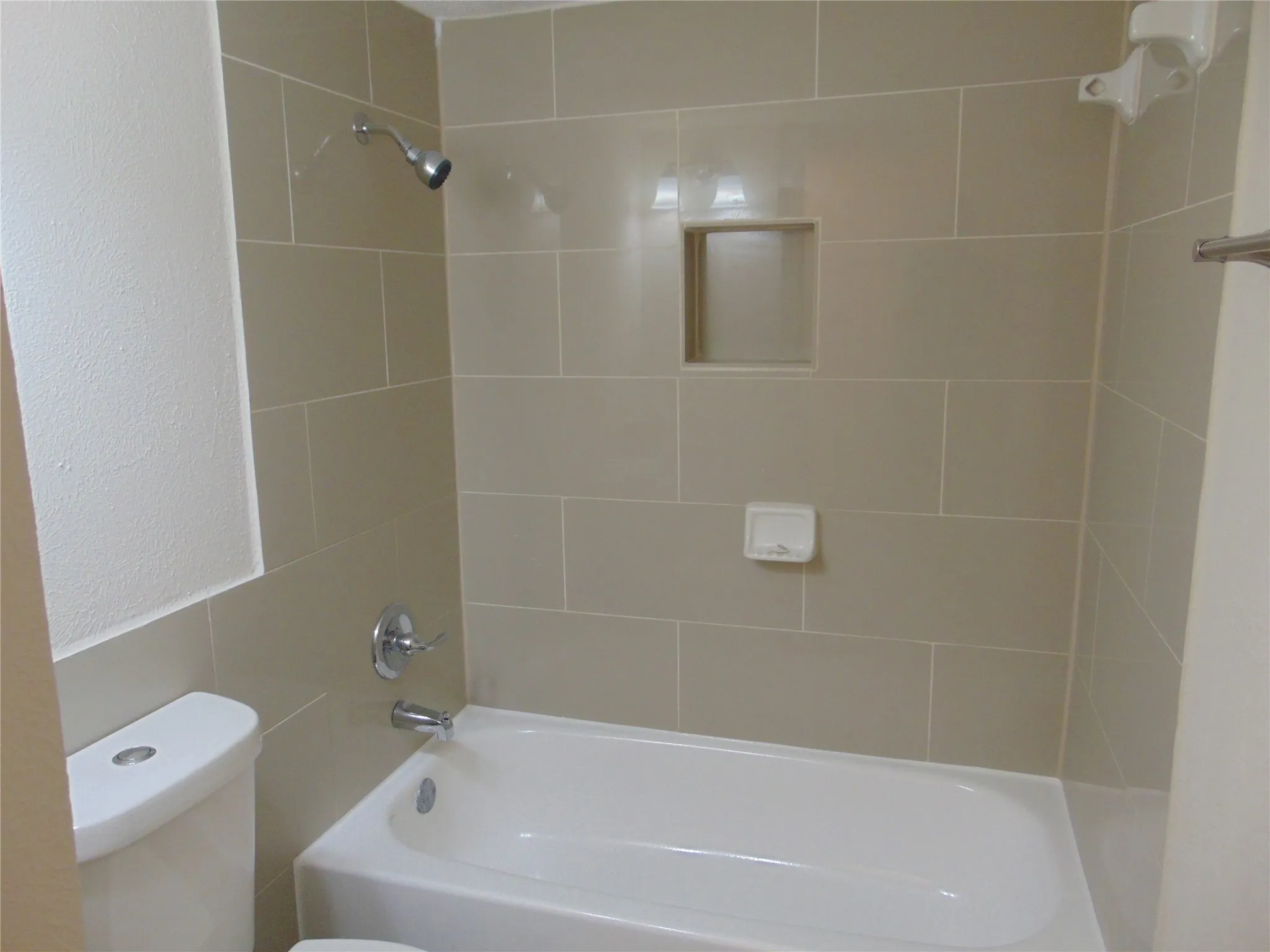 Condominium For Sale in Dallas County , 8109 Skillman Street 1008, Dallas, Texas 75231, 2 Bedroom, 2 Bathroom, Garage spaces, 1,047 Sqft, built in 1981, mls#21413166, Real Estate Agent in Dallas, Homes For Sale in Dallas county, Homes For Sale in Dallas, Realtor in Dallas Texas, Real Estate Brokerage Independent Realty Texas, Luminita Cordes Realtor