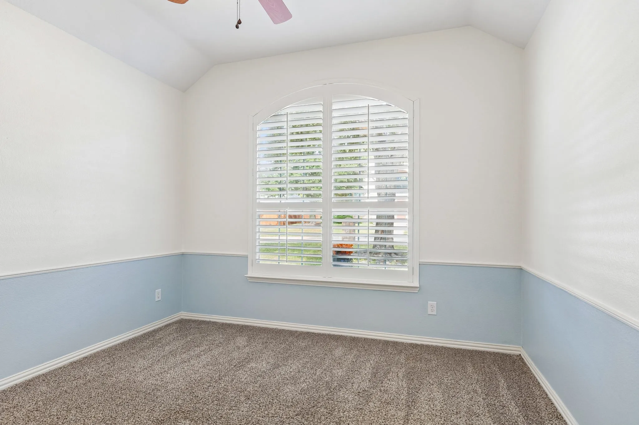 Single Family Residence For Sale in Collin County , 8605 Prescott Circle, Frisco, Texas 75033, 3 Bedroom, 2 Bathroom, 2 Garage spaces, 2,202 Sqft, built in 1997, mls#21412470, Real Estate Agent in Frisco, Homes For Sale in Collin county, Homes For Sale in Frisco, Realtor in Frisco Texas, Real Estate Brokerage Independent Realty Texas, Luminita Cordes Realtor