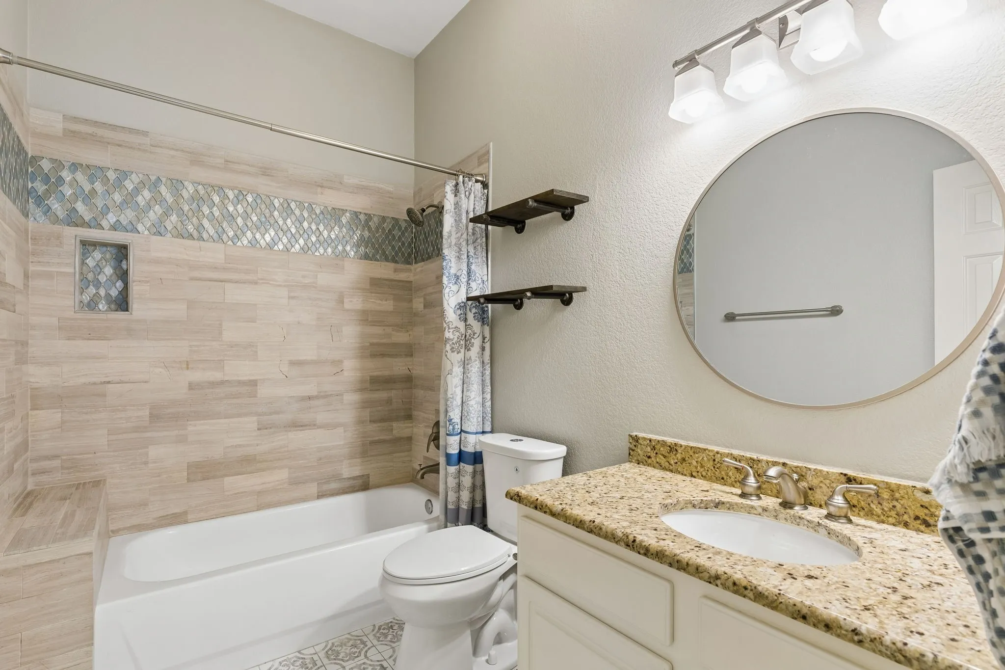 Single Family Residence For Sale in Collin County , 8605 Prescott Circle, Frisco, Texas 75033, 3 Bedroom, 2 Bathroom, 2 Garage spaces, 2,202 Sqft, built in 1997, mls#21412470, Real Estate Agent in Frisco, Homes For Sale in Collin county, Homes For Sale in Frisco, Realtor in Frisco Texas, Real Estate Brokerage Independent Realty Texas, Luminita Cordes Realtor