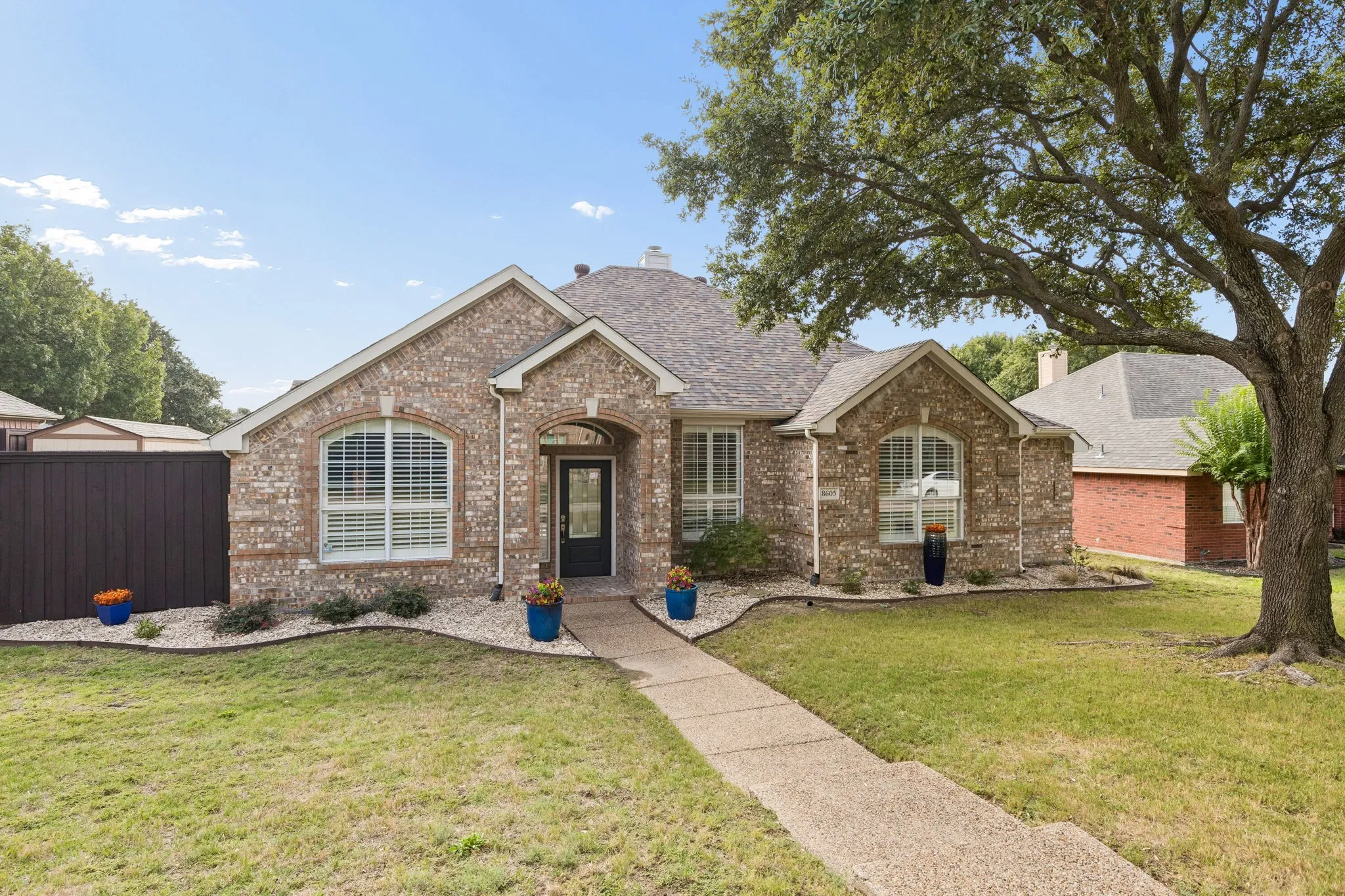 Single Family Residence For Sale in Collin County , 8605 Prescott Circle, Frisco, Texas 75033, 3 Bedroom, 2 Bathroom, 2 Garage spaces, 2,202 Sqft, built in 1997, mls#21412470, Real Estate Agent in Frisco, Homes For Sale in Collin county, Homes For Sale in Frisco, Realtor in Frisco Texas, Real Estate Brokerage Independent Realty Texas, Luminita Cordes Realtor