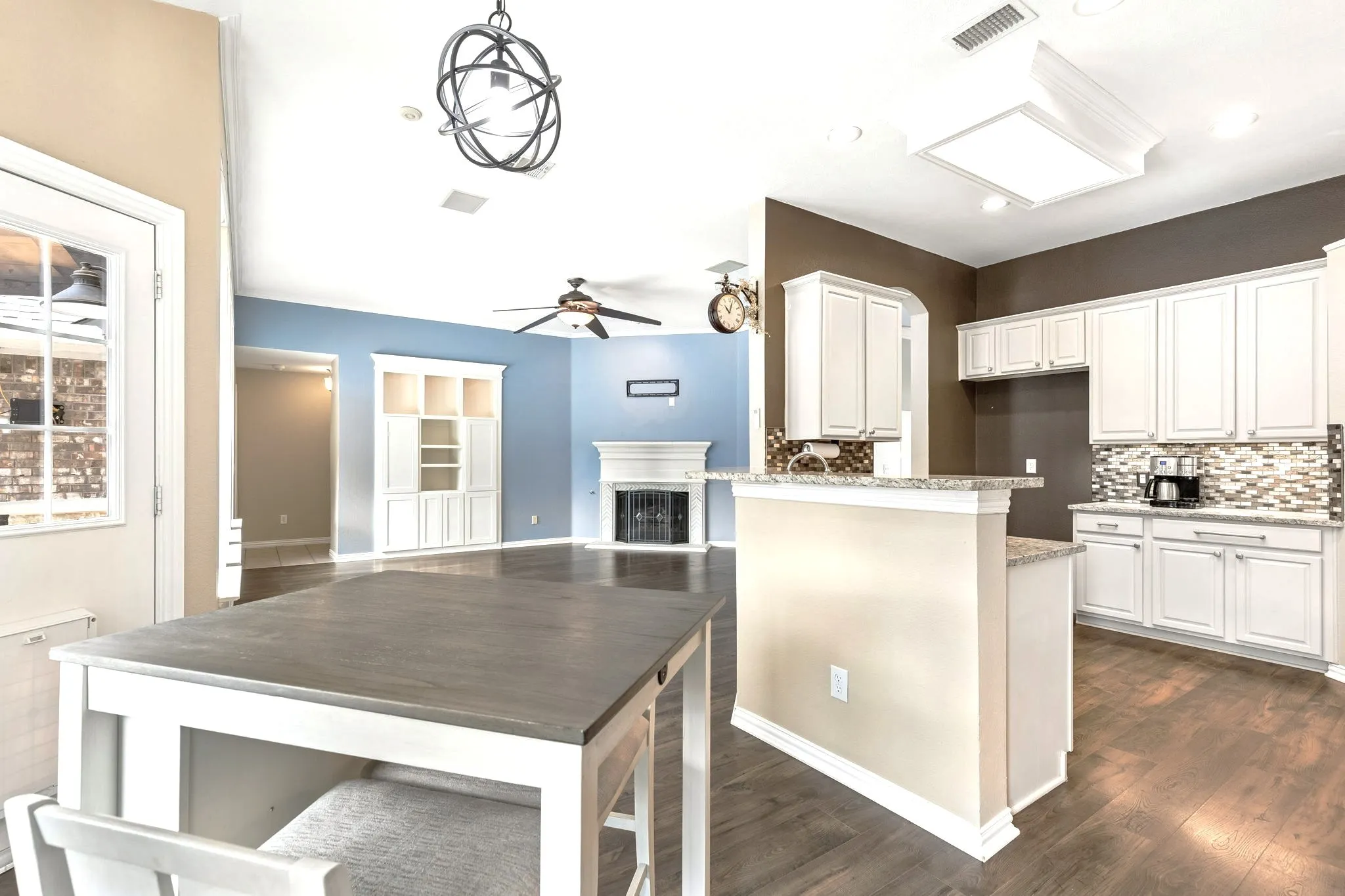 Single Family Residence For Sale in Collin County , 8605 Prescott Circle, Frisco, Texas 75033, 3 Bedroom, 2 Bathroom, 2 Garage spaces, 2,202 Sqft, built in 1997, mls#21412470, Real Estate Agent in Frisco, Homes For Sale in Collin county, Homes For Sale in Frisco, Realtor in Frisco Texas, Real Estate Brokerage Independent Realty Texas, Luminita Cordes Realtor