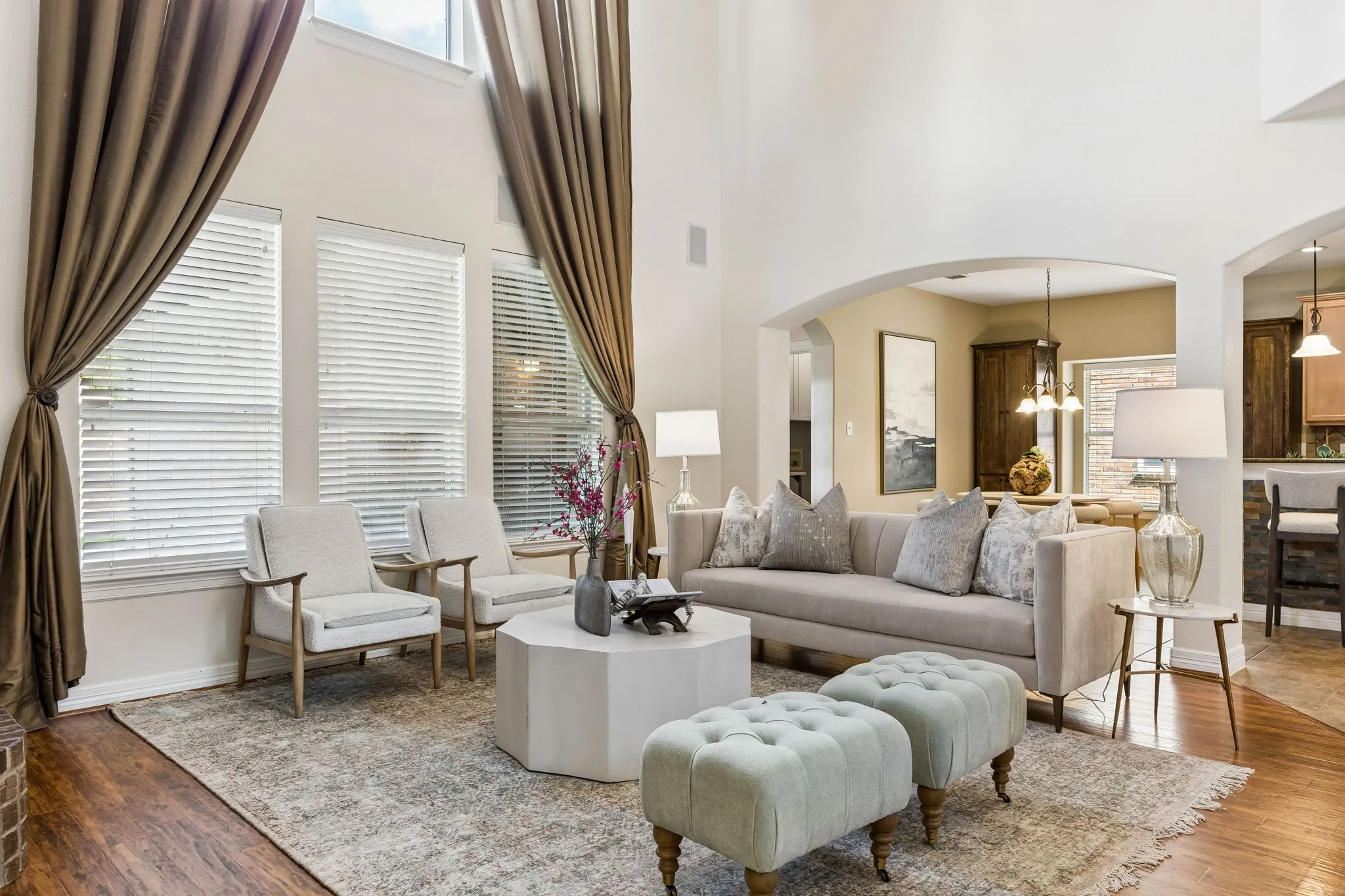 Single Family Residence For Sale in Collin County , 6316 Blackstone Drive, Mc Kinney, Texas 75070, 4 Bedroom, 3 Bathroom, 2 Garage spaces, 2,773 Sqft, built in 2007, mls#21406008, Real Estate Agent in Mc Kinney, Homes For Sale in Collin county, Homes For Sale in Mc Kinney, Realtor in Mc Kinney Texas, Real Estate Brokerage Independent Realty Texas, Luminita Cordes Realtor