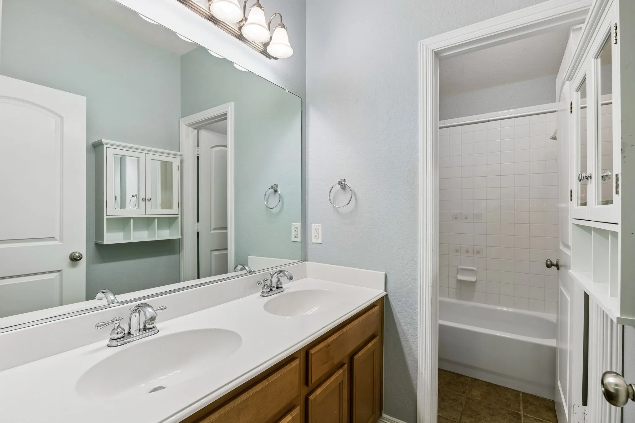 Single Family Residence For Sale in Collin County , 6316 Blackstone Drive, Mc Kinney, Texas 75070, 4 Bedroom, 3 Bathroom, 2 Garage spaces, 2,773 Sqft, built in 2007, mls#21406008, Real Estate Agent in Mc Kinney, Homes For Sale in Collin county, Homes For Sale in Mc Kinney, Realtor in Mc Kinney Texas, Real Estate Brokerage Independent Realty Texas, Luminita Cordes Realtor