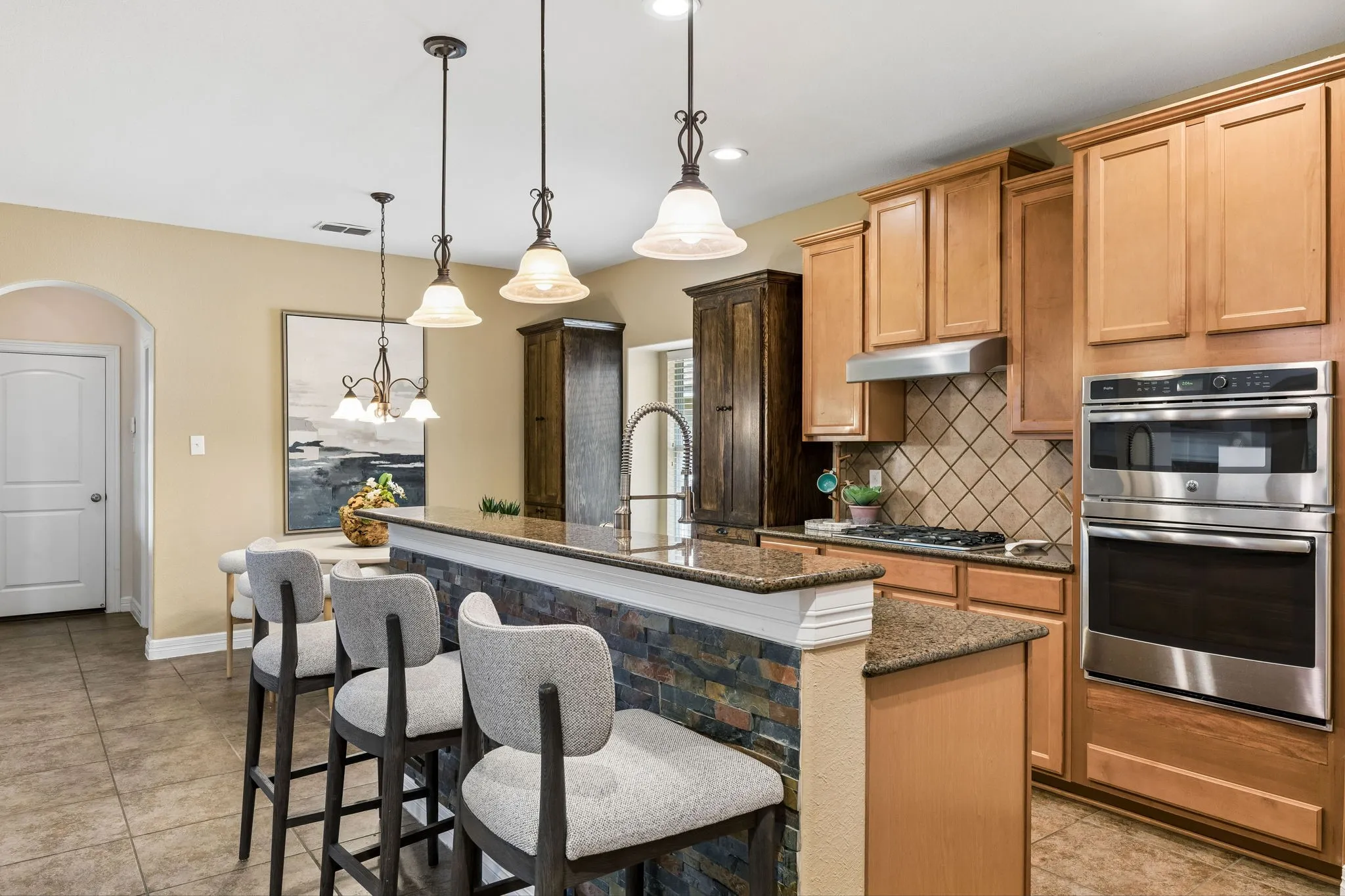 Single Family Residence For Sale in Collin County , 6316 Blackstone Drive, Mc Kinney, Texas 75070, 4 Bedroom, 3 Bathroom, 2 Garage spaces, 2,773 Sqft, built in 2007, mls#21406008, Real Estate Agent in Mc Kinney, Homes For Sale in Collin county, Homes For Sale in Mc Kinney, Realtor in Mc Kinney Texas, Real Estate Brokerage Independent Realty Texas, Luminita Cordes Realtor