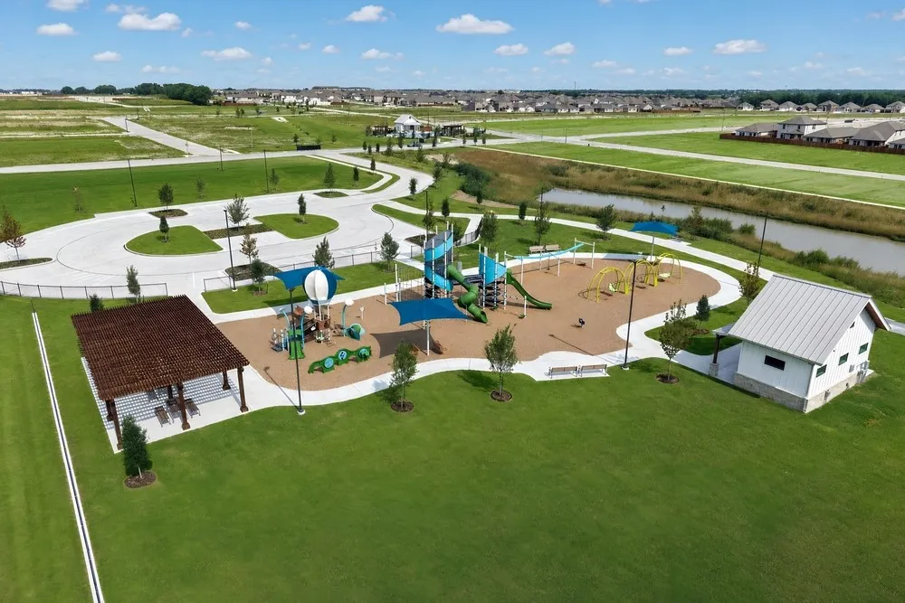 Parks at Foster Crossing Community