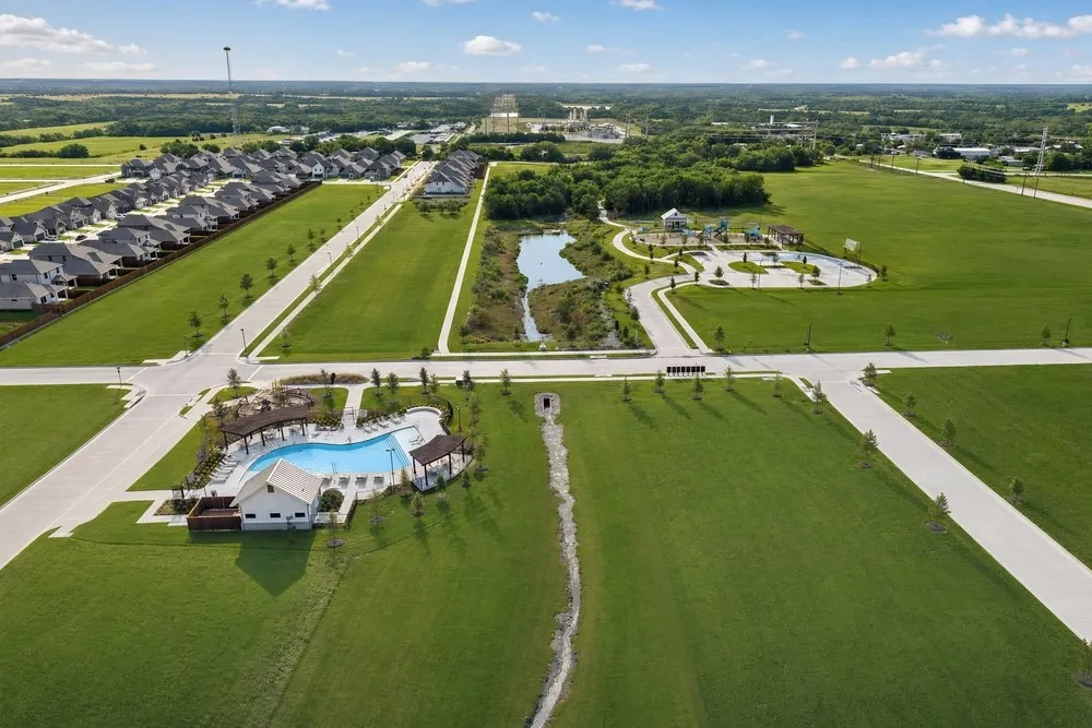 Parks at Foster Crossing Community