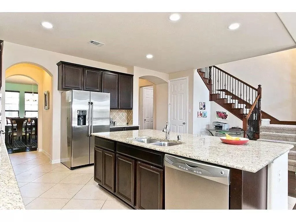 Single Family Residence For Rent in Denton County , 1013 Chickasaw Drive, Carrollton, Texas 75010, 4 Bedroom, 4 Bathroom, 2 Garage spaces, 3,153 Sqft, built in 2012, mls#21413199, Real Estate Agent in Carrollton, Homes For Rent in Denton county, Homes For Rent in Carrollton, Realtor in Carrollton Texas, Real Estate Brokerage Independent Realty Texas, Luminita Cordes Realtor