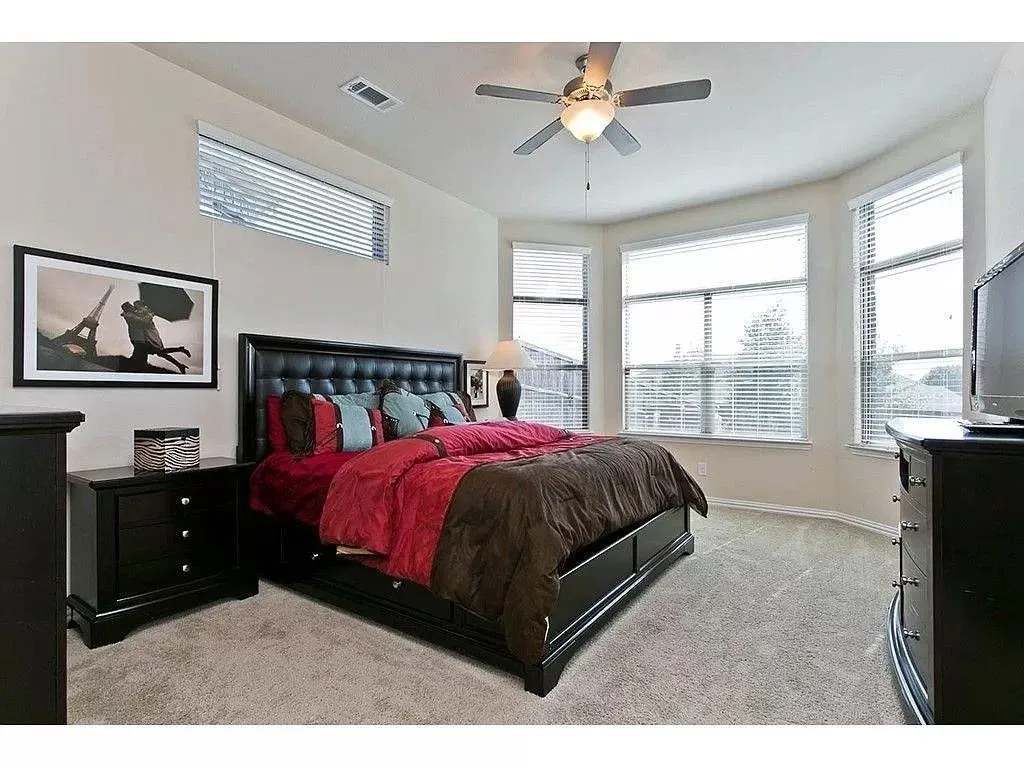 Single Family Residence For Rent in Denton County , 1013 Chickasaw Drive, Carrollton, Texas 75010, 4 Bedroom, 4 Bathroom, 2 Garage spaces, 3,153 Sqft, built in 2012, mls#21413199, Real Estate Agent in Carrollton, Homes For Rent in Denton county, Homes For Rent in Carrollton, Realtor in Carrollton Texas, Real Estate Brokerage Independent Realty Texas, Luminita Cordes Realtor