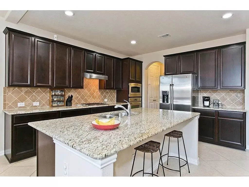 Single Family Residence For Rent in Denton County , 1013 Chickasaw Drive, Carrollton, Texas 75010, 4 Bedroom, 4 Bathroom, 2 Garage spaces, 3,153 Sqft, built in 2012, mls#21413199, Real Estate Agent in Carrollton, Homes For Rent in Denton county, Homes For Rent in Carrollton, Realtor in Carrollton Texas, Real Estate Brokerage Independent Realty Texas, Luminita Cordes Realtor