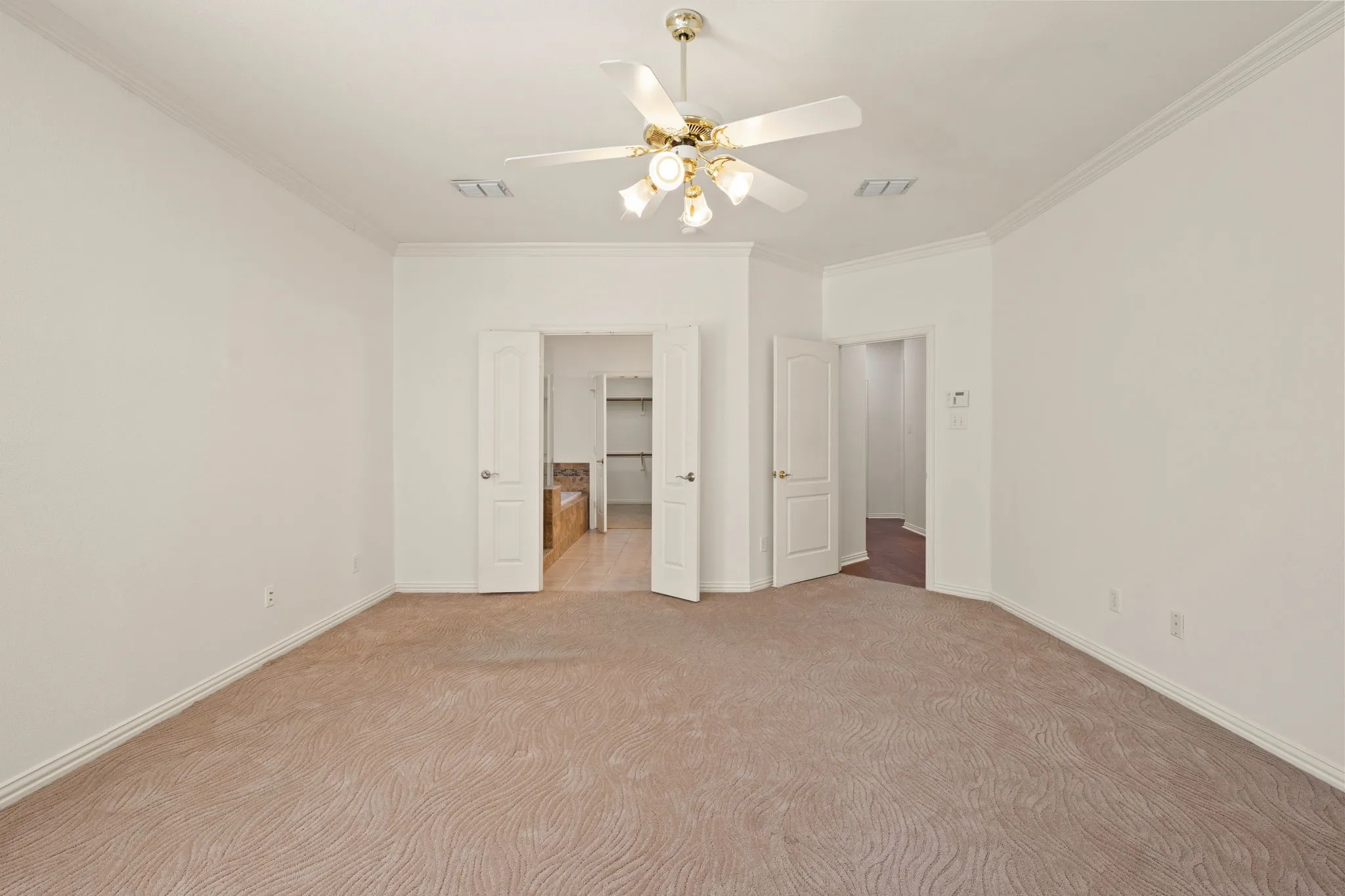 Single Family Residence For Sale in Collin County , 8301 Bartley Circle, Plano, Texas 75025, 5 Bedroom, 4 Bathroom, 2 Garage spaces, 3,553 Sqft, built in 1997, mls#21407110, Real Estate Agent in Plano, Homes For Sale in Collin county, Homes For Sale in Plano, Realtor in Plano Texas, Real Estate Brokerage Independent Realty Texas, Luminita Cordes Realtor