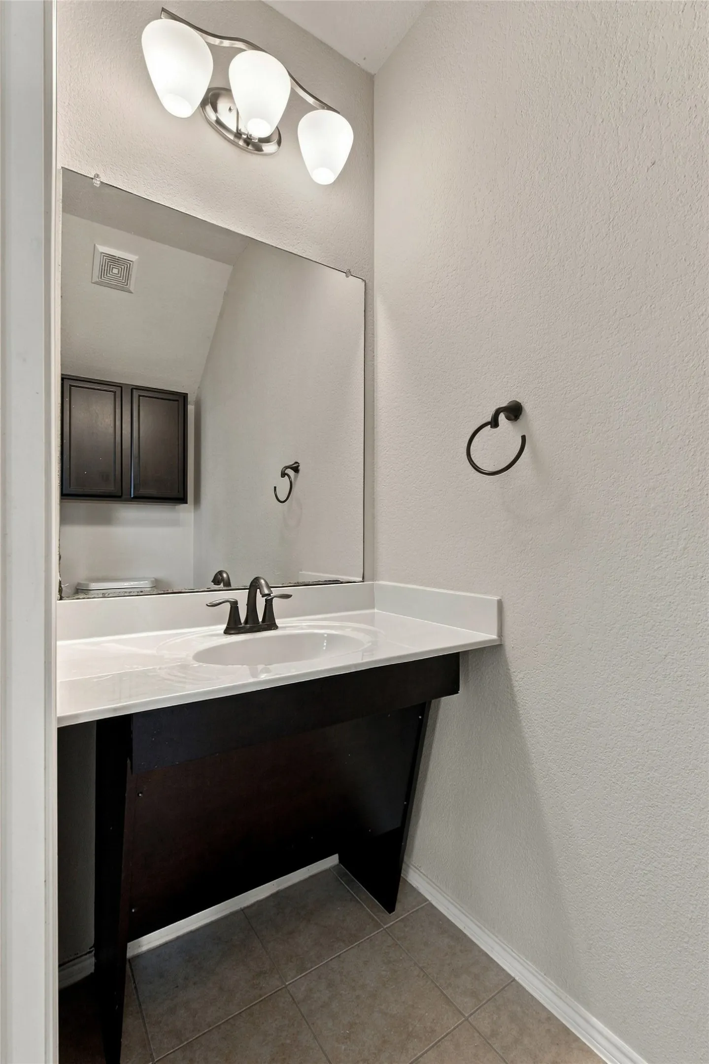 Single Family Residence For Rent in Tarrant County , 11329 Kenny Drive, Fort Worth, Texas 76244, 3 Bedroom, 3 Bathroom, 2 Garage spaces, 2,686 Sqft, built in 2010, mls#21413233, Real Estate Agent in Fort Worth, Homes For Rent in Tarrant county, Homes For Rent in Fort Worth, Realtor in Fort Worth Texas, Real Estate Brokerage Independent Realty Texas, Luminita Cordes Realtor