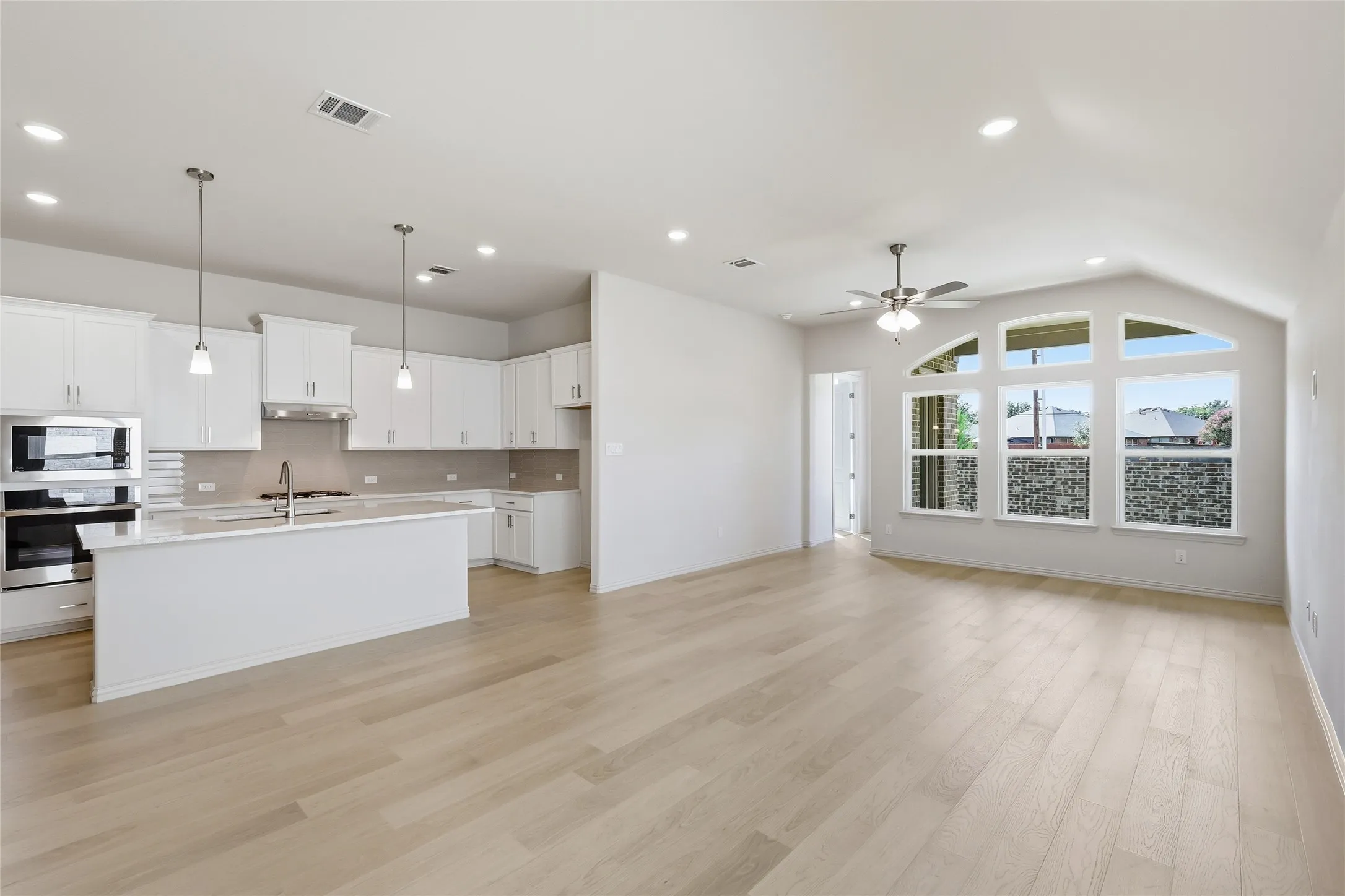 Single Family Residence For Sale in Denton County , 2808 Alcove Lane, Corinth, Texas 76210, 4 Bedroom, 3 Bathroom, 2 Garage spaces, 2,170 Sqft, built in 2026, mls#21399889, Real Estate Agent in Corinth, Homes For Sale in Denton county, Homes For Sale in Corinth, Realtor in Corinth Texas, Real Estate Brokerage Independent Realty Texas, Luminita Cordes Realtor