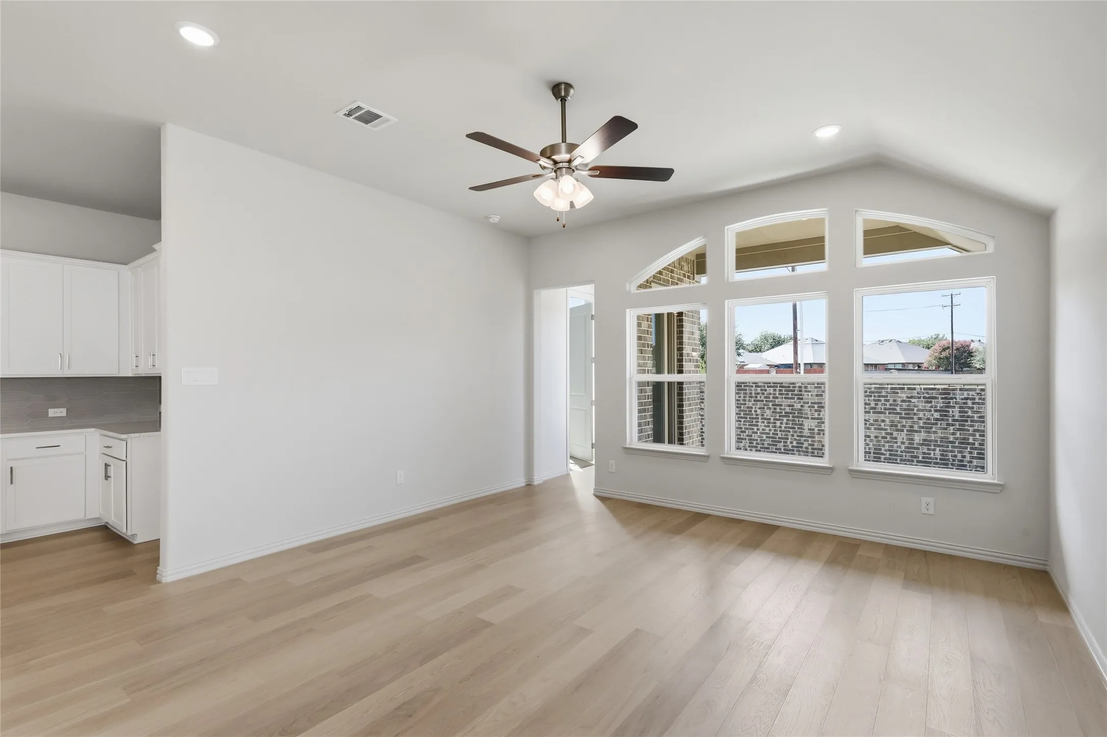 Single Family Residence For Sale in Denton County , 2808 Alcove Lane, Corinth, Texas 76210, 4 Bedroom, 3 Bathroom, 2 Garage spaces, 2,170 Sqft, built in 2026, mls#21399889, Real Estate Agent in Corinth, Homes For Sale in Denton county, Homes For Sale in Corinth, Realtor in Corinth Texas, Real Estate Brokerage Independent Realty Texas, Luminita Cordes Realtor