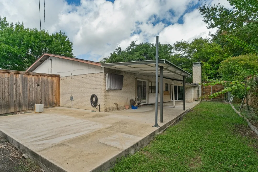 Single Family Residence For Sale in Collin County , 1412 Sequoia Drive, Plano, Texas 75023, 4 Bedroom, 2 Bathroom, 2 Garage spaces, 1,757 Sqft, built in 1972, mls#21398232, Real Estate Agent in Plano, Homes For Sale in Collin county, Homes For Sale in Plano, Realtor in Plano Texas, Real Estate Brokerage Independent Realty Texas, Luminita Cordes Realtor