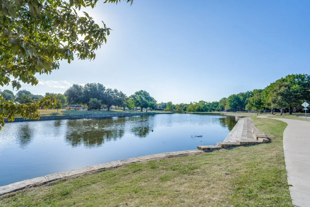 Single Family Residence For Sale in Collin County , 1412 Sequoia Drive, Plano, Texas 75023, 4 Bedroom, 2 Bathroom, 2 Garage spaces, 1,757 Sqft, built in 1972, mls#21398232, Real Estate Agent in Plano, Homes For Sale in Collin county, Homes For Sale in Plano, Realtor in Plano Texas, Real Estate Brokerage Independent Realty Texas, Luminita Cordes Realtor