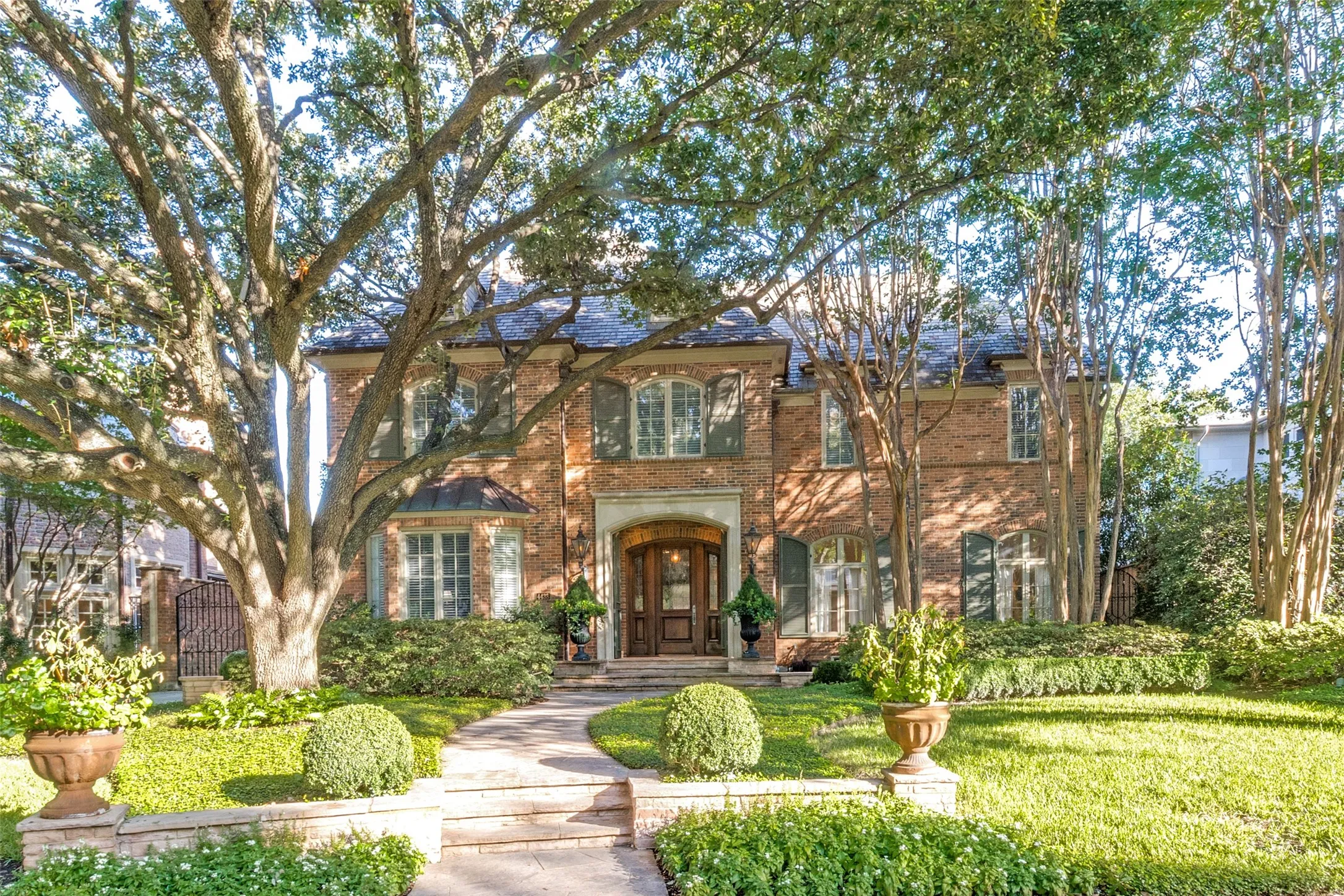 Single Family Residence For Sale