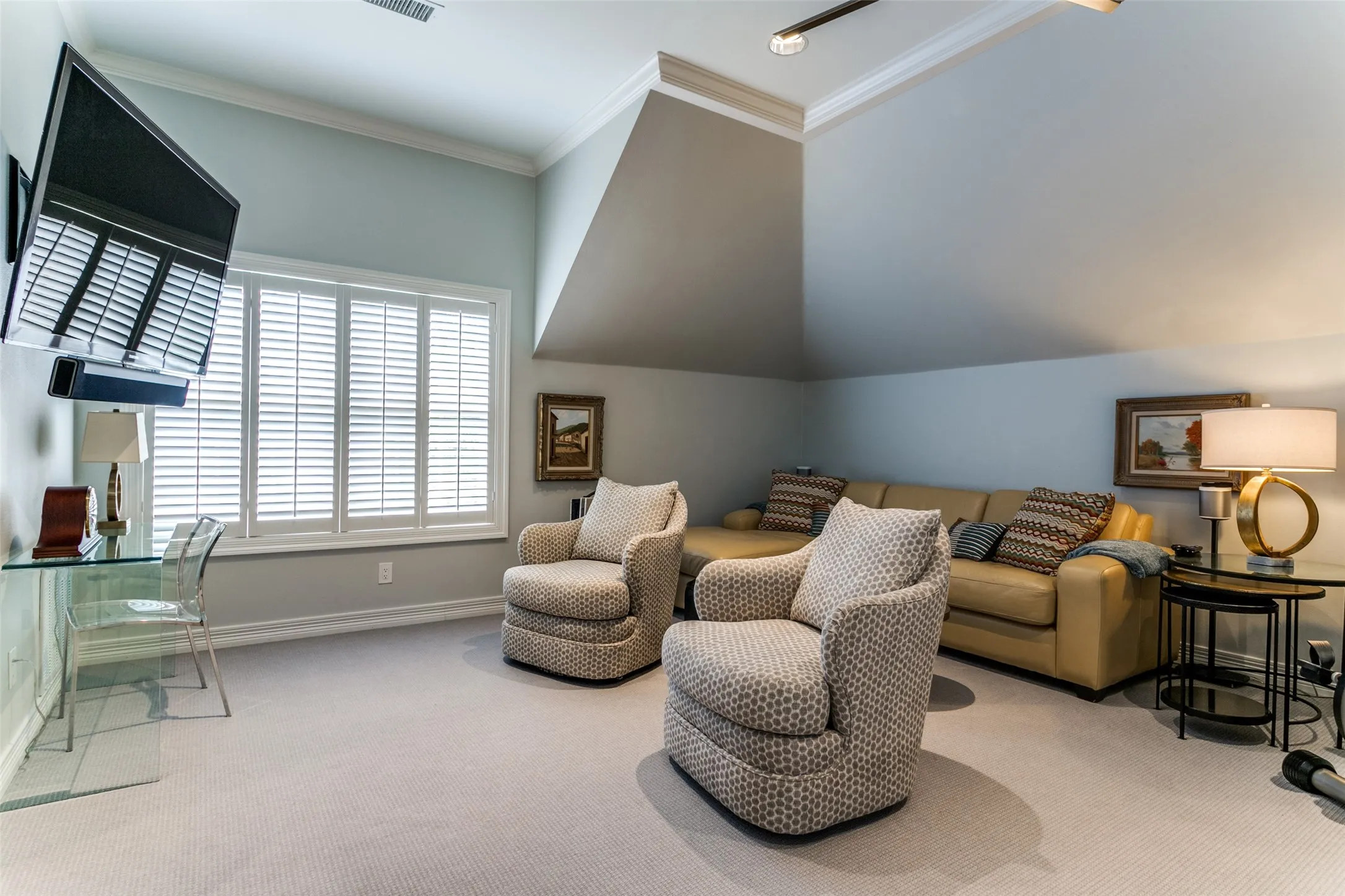 Single Family Residence For Sale in Dallas County , 4438 Arcady Avenue, Highland Park, Texas 75205, 5 Bedroom, 7 Bathroom, 2 Garage spaces, 6,119 Sqft, built in 1995, mls#21413259, Real Estate Agent in Highland Park, Homes For Sale in Dallas county, Homes For Sale in Highland Park, Realtor in Highland Park Texas, Real Estate Brokerage Independent Realty Texas, Luminita Cordes Realtor