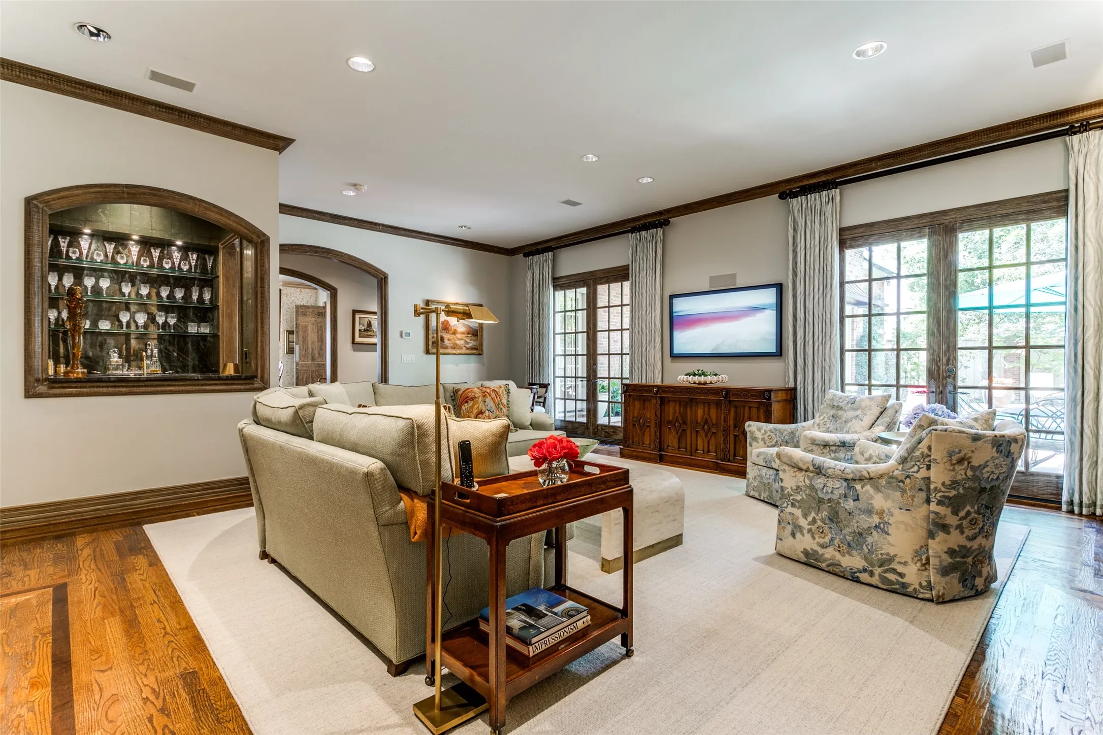 Single Family Residence For Sale in Dallas County , 4438 Arcady Avenue, Highland Park, Texas 75205, 5 Bedroom, 7 Bathroom, 2 Garage spaces, 6,119 Sqft, built in 1995, mls#21413259, Real Estate Agent in Highland Park, Homes For Sale in Dallas county, Homes For Sale in Highland Park, Realtor in Highland Park Texas, Real Estate Brokerage Independent Realty Texas, Luminita Cordes Realtor