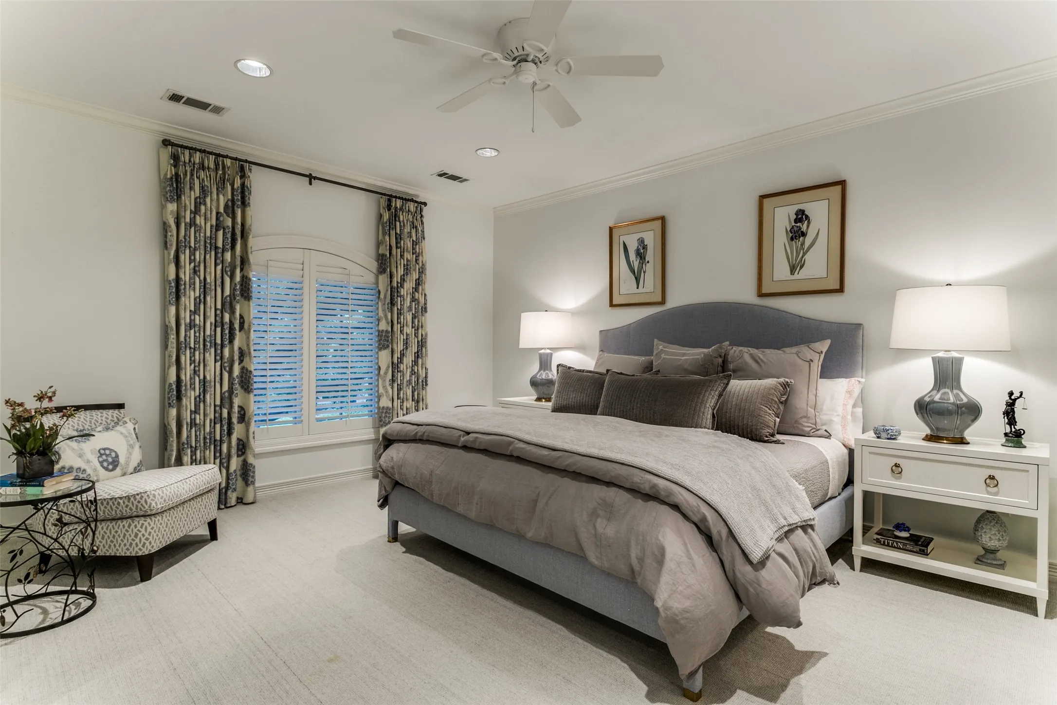 Single Family Residence For Sale in Dallas County , 4438 Arcady Avenue, Highland Park, Texas 75205, 5 Bedroom, 7 Bathroom, 2 Garage spaces, 6,119 Sqft, built in 1995, mls#21413259, Real Estate Agent in Highland Park, Homes For Sale in Dallas county, Homes For Sale in Highland Park, Realtor in Highland Park Texas, Real Estate Brokerage Independent Realty Texas, Luminita Cordes Realtor