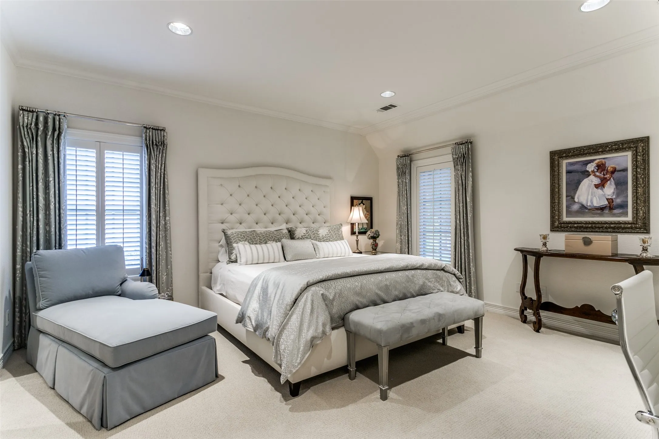 Single Family Residence For Sale in Dallas County , 4438 Arcady Avenue, Highland Park, Texas 75205, 5 Bedroom, 7 Bathroom, 2 Garage spaces, 6,119 Sqft, built in 1995, mls#21413259, Real Estate Agent in Highland Park, Homes For Sale in Dallas county, Homes For Sale in Highland Park, Realtor in Highland Park Texas, Real Estate Brokerage Independent Realty Texas, Luminita Cordes Realtor