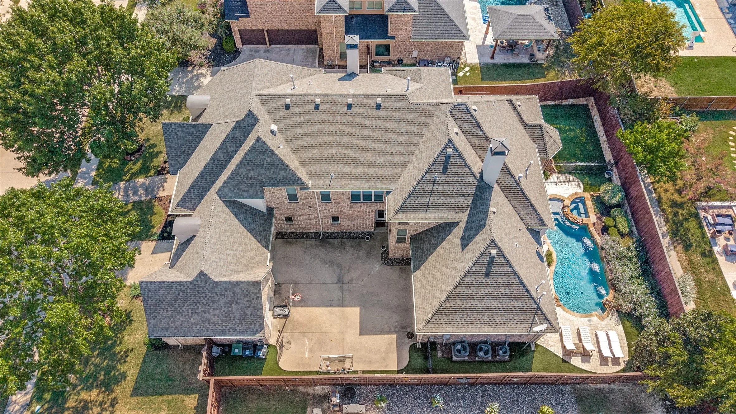 Single Family Residence For Sale in Collin County , 181 Hidden Lake Drive, Prosper, Texas 75078, 5 Bedroom, 6 Bathroom, 3 Garage spaces, 4,838 Sqft, built in 2006, mls#21399764, Real Estate Agent in Prosper, Homes For Sale in Collin county, Homes For Sale in Prosper, Realtor in Prosper Texas, Real Estate Brokerage Independent Realty Texas, Luminita Cordes Realtor
