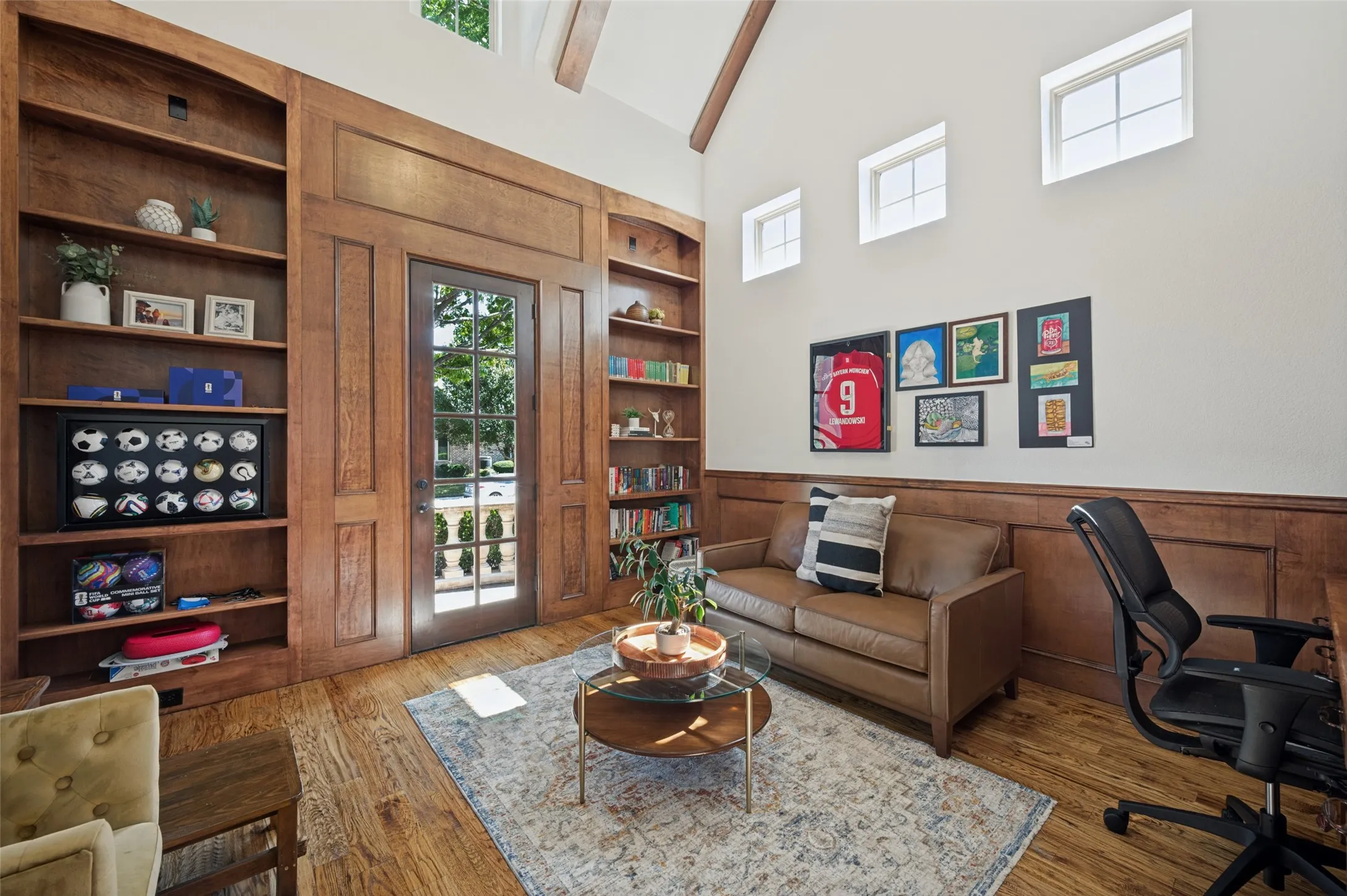 Single Family Residence For Sale in Collin County , 181 Hidden Lake Drive, Prosper, Texas 75078, 5 Bedroom, 6 Bathroom, 3 Garage spaces, 4,838 Sqft, built in 2006, mls#21399764, Real Estate Agent in Prosper, Homes For Sale in Collin county, Homes For Sale in Prosper, Realtor in Prosper Texas, Real Estate Brokerage Independent Realty Texas, Luminita Cordes Realtor