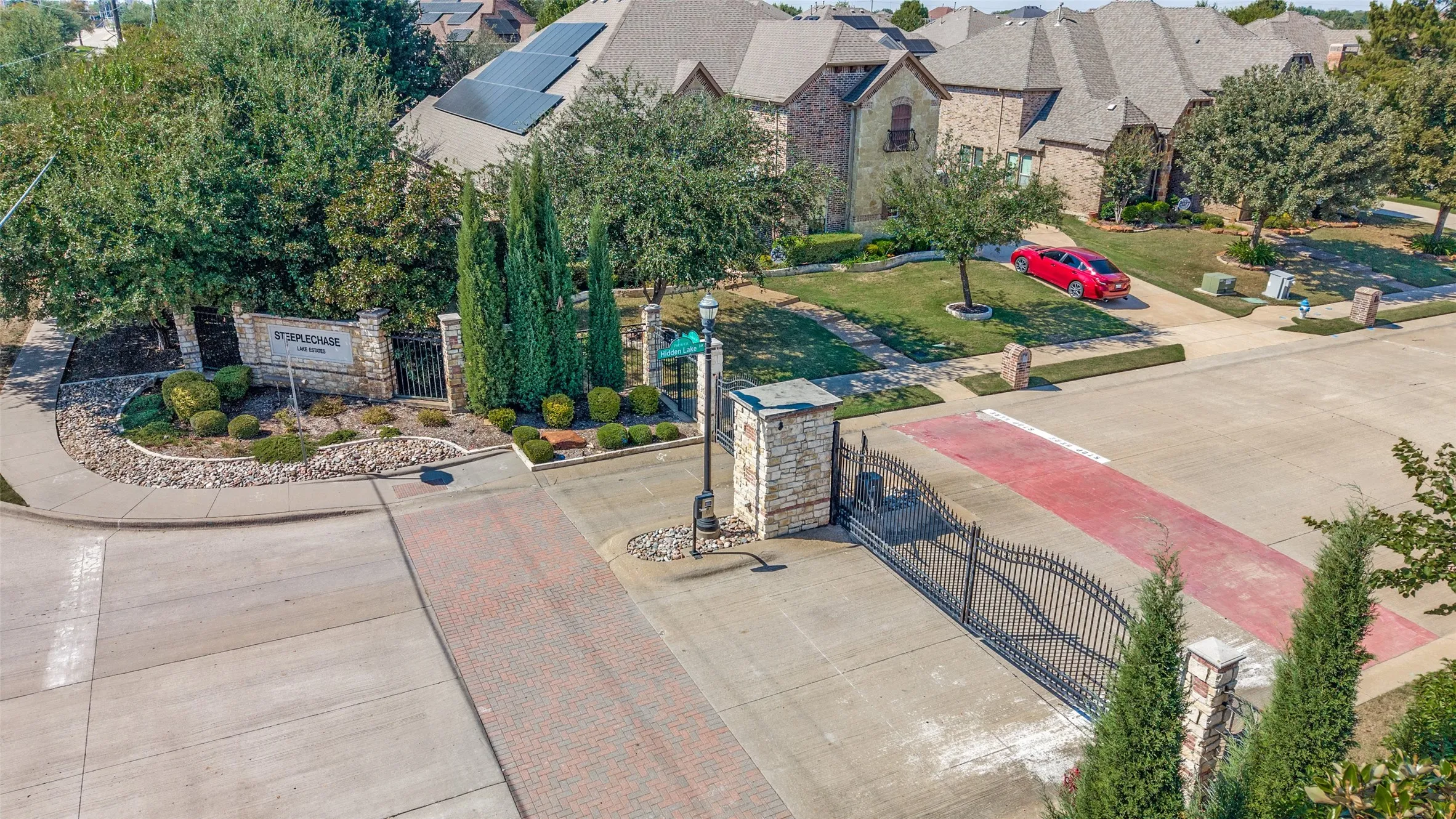 Single Family Residence For Sale in Collin County , 181 Hidden Lake Drive, Prosper, Texas 75078, 5 Bedroom, 6 Bathroom, 3 Garage spaces, 4,838 Sqft, built in 2006, mls#21399764, Real Estate Agent in Prosper, Homes For Sale in Collin county, Homes For Sale in Prosper, Realtor in Prosper Texas, Real Estate Brokerage Independent Realty Texas, Luminita Cordes Realtor
