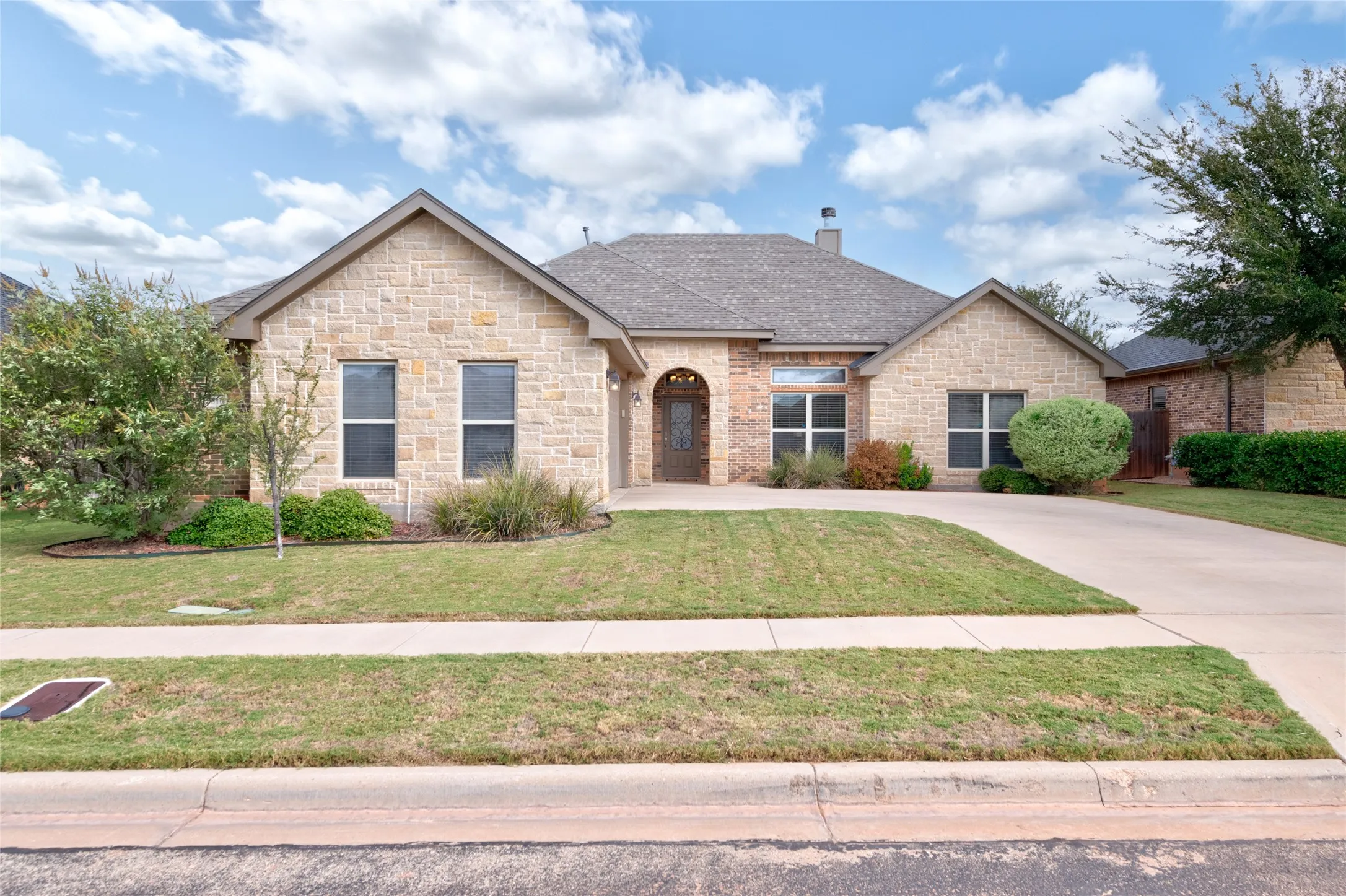 Single Family Residence For Sale