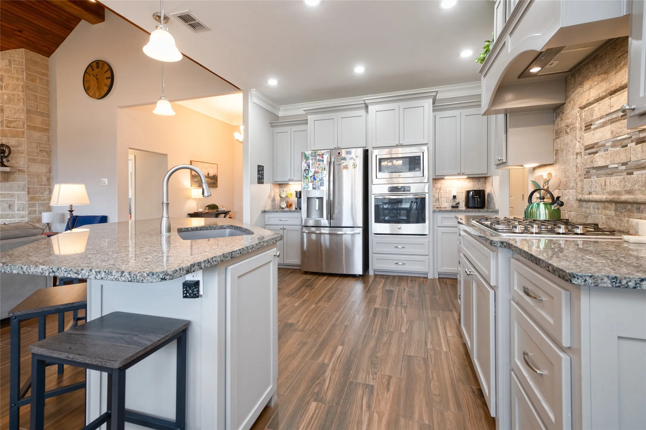 Single Family Residence For Sale in Taylor County , 3810 Kady Ridge, Abilene, Texas 79606, 4 Bedroom, 3 Bathroom, 2 Garage spaces, 2,340 Sqft, built in 2017, mls#21411458, Real Estate Agent in Abilene, Homes For Sale in Taylor county, Homes For Sale in Abilene, Realtor in Abilene Texas, Real Estate Brokerage Independent Realty Texas, Luminita Cordes Realtor