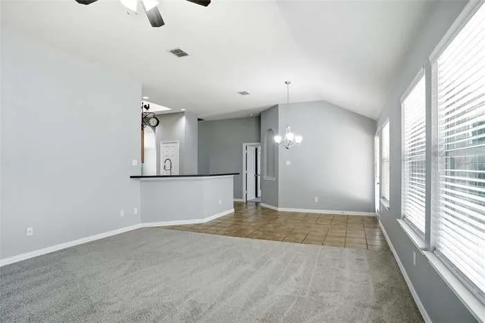 Single Family Residence For Rent in Denton County , 3305 Purdue Drive, Denton, Texas 76210, 4 Bedroom, 2 Bathroom, 2 Garage spaces, 1,942 Sqft, built in 2005, mls#21413223, Real Estate Agent in Denton, Homes For Rent in Denton county, Homes For Rent in Denton, Realtor in Denton Texas, Real Estate Brokerage Independent Realty Texas, Luminita Cordes Realtor
